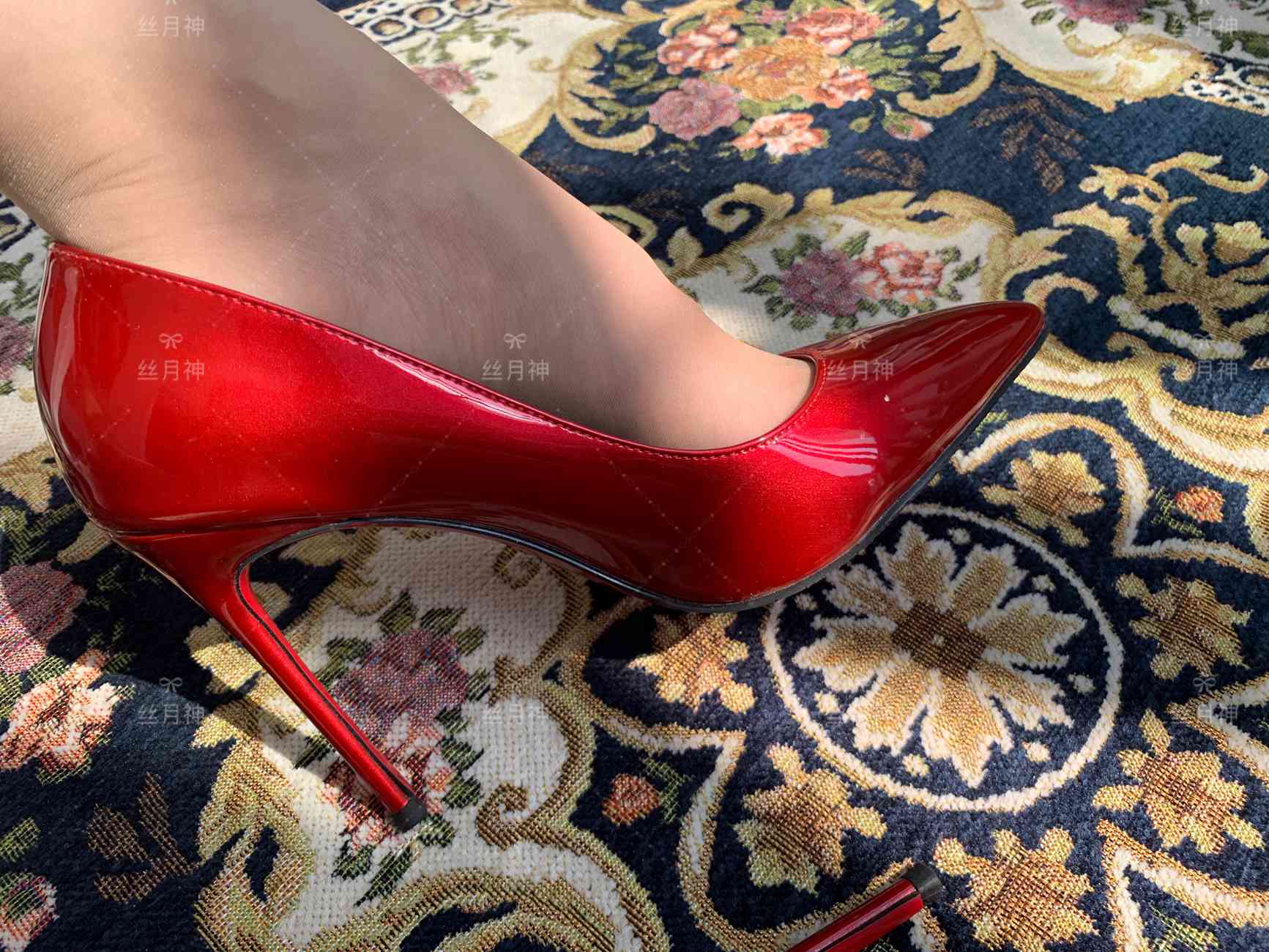 图片[33]-丝月神 012 阳光下的一抹红高跟肉[67P] – 速更版-美库