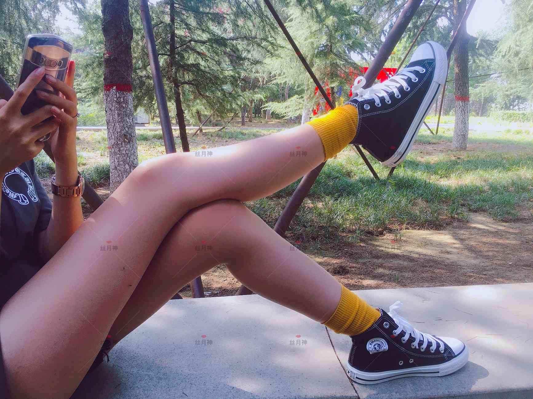 图片[46]-丝月神 011 堆堆袜 肉丝 匡威[78P] – 速更版-美库