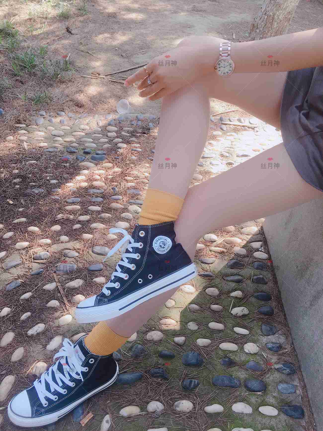 图片[59]-丝月神 011 堆堆袜 肉丝 匡威[78P] – 速更版-美库