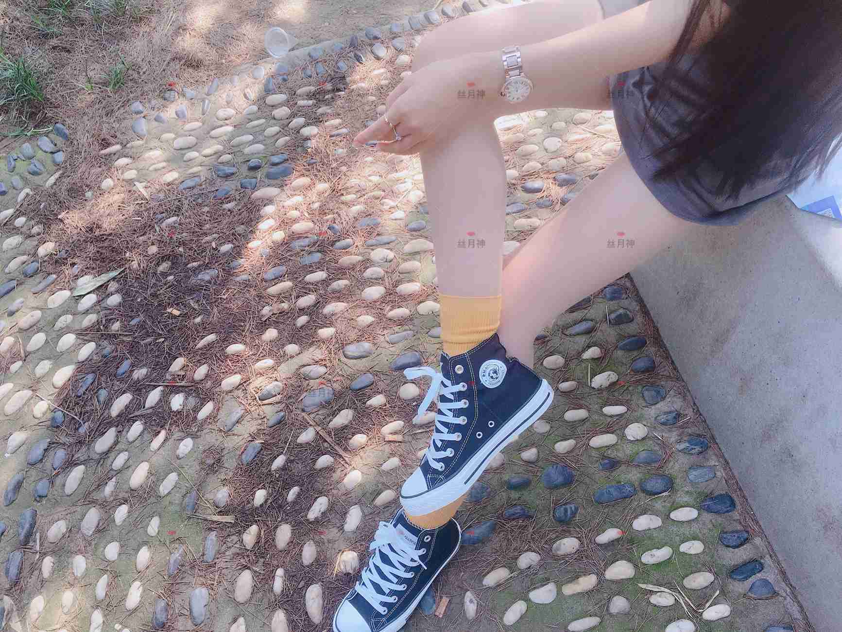 图片[60]-丝月神 011 堆堆袜 肉丝 匡威[78P] – 速更版-美库