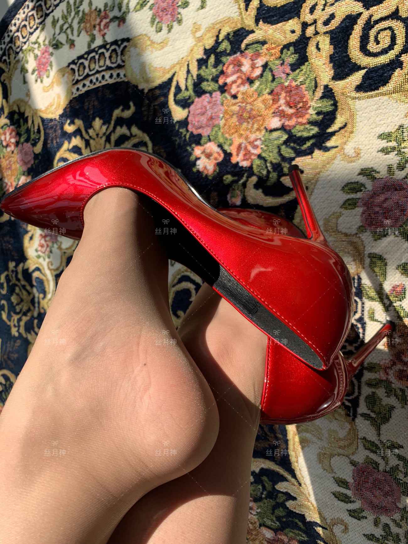 图片[56]-丝月神 012 阳光下的一抹红高跟肉[67P] – 速更版-美库