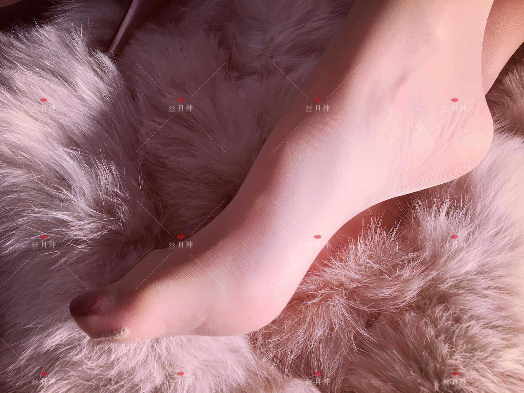 图片[17]-丝月神 013 肉丝 香槟色方扣高跟[73P] – 速更版-美库