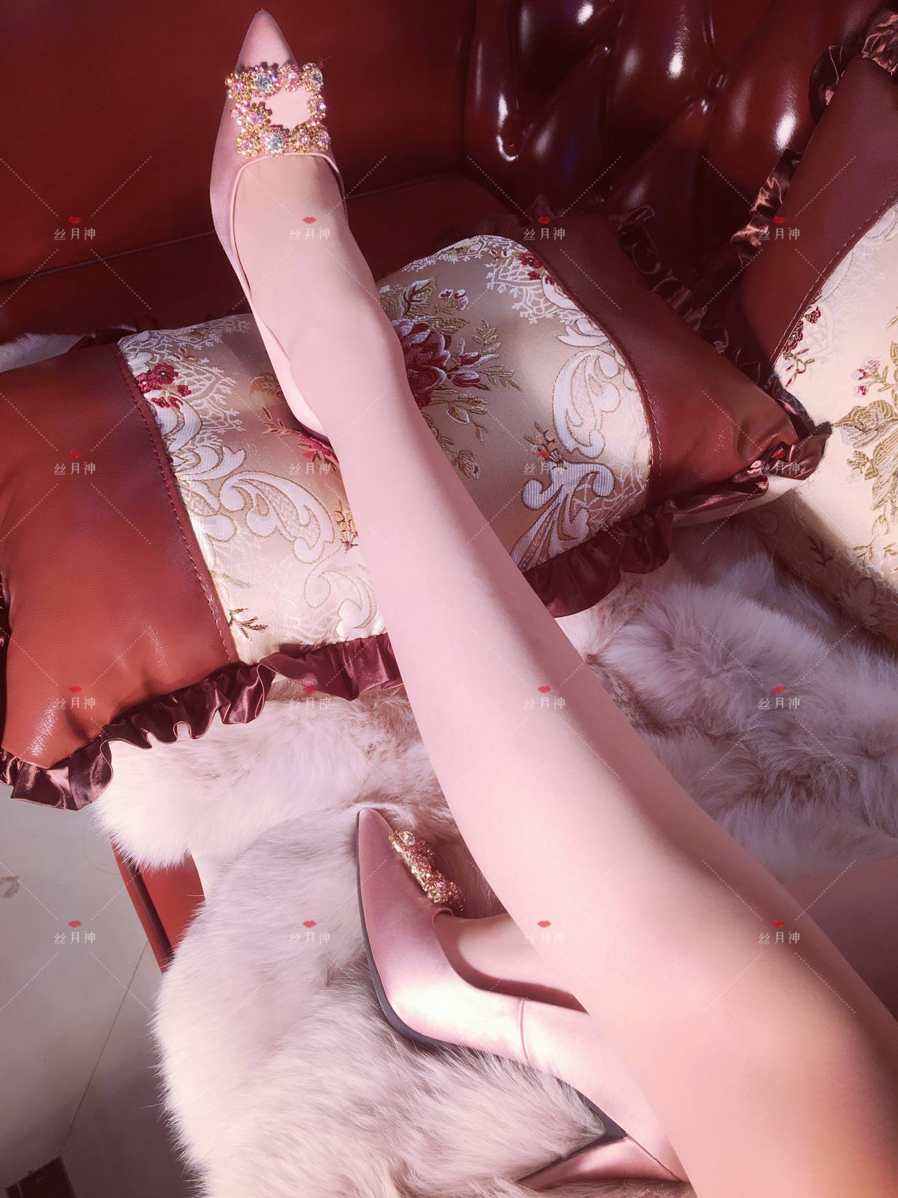 图片[54]-丝月神 013 肉丝 香槟色方扣高跟[73P] – 速更版-美库