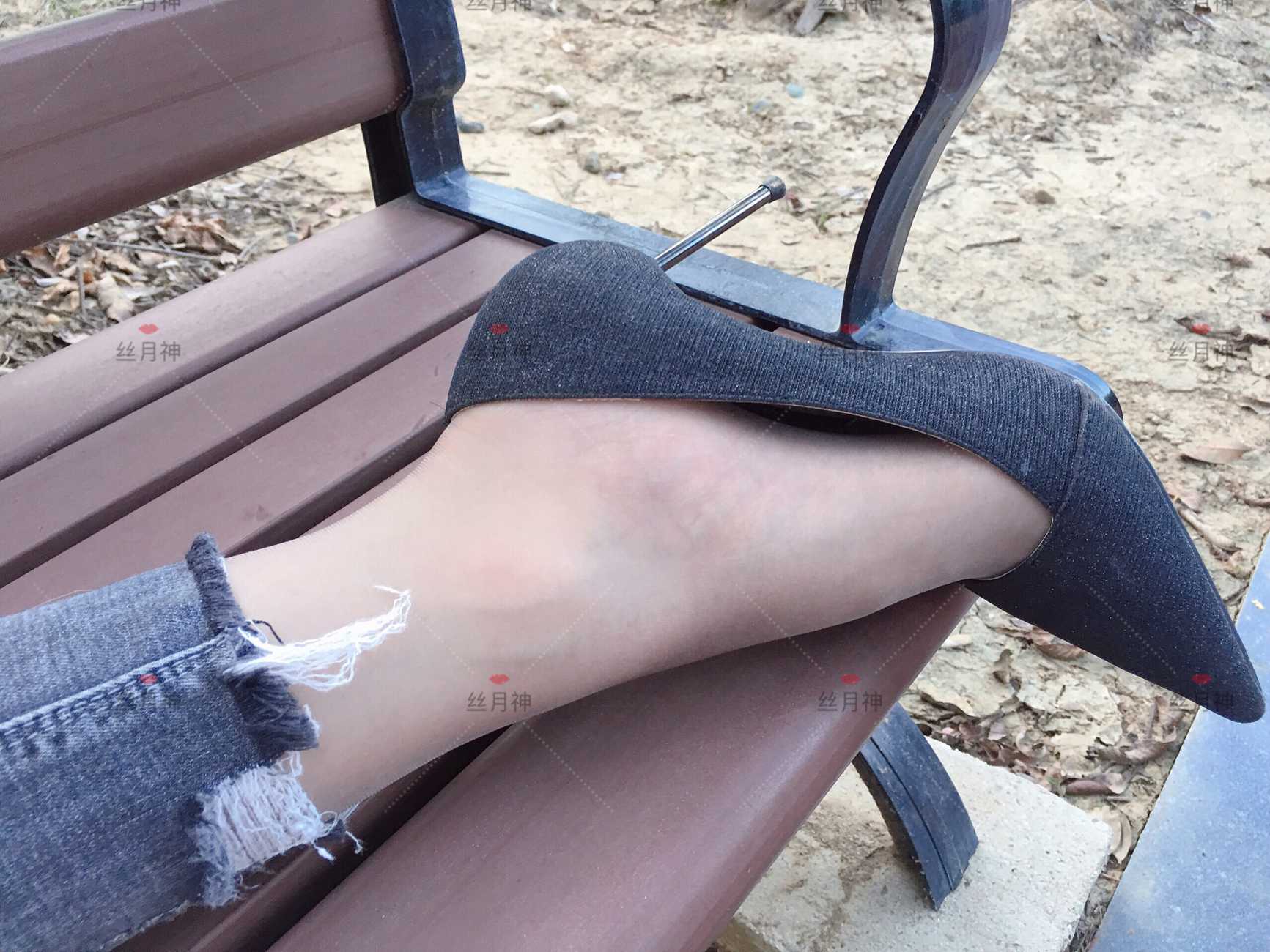 图片[47]-丝月神 014 牛仔裤里咖色筒袜凉鞋[96P] – 速更版-美库