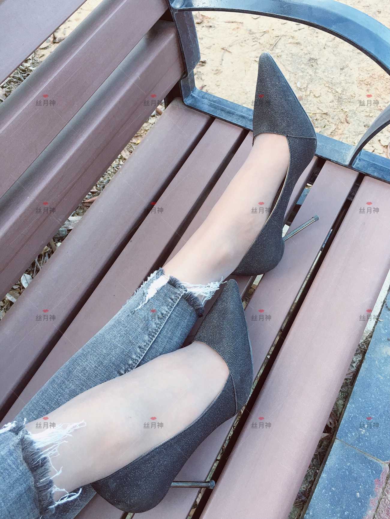 图片[83]-丝月神 014 牛仔裤里咖色筒袜凉鞋[96P] – 速更版-美库