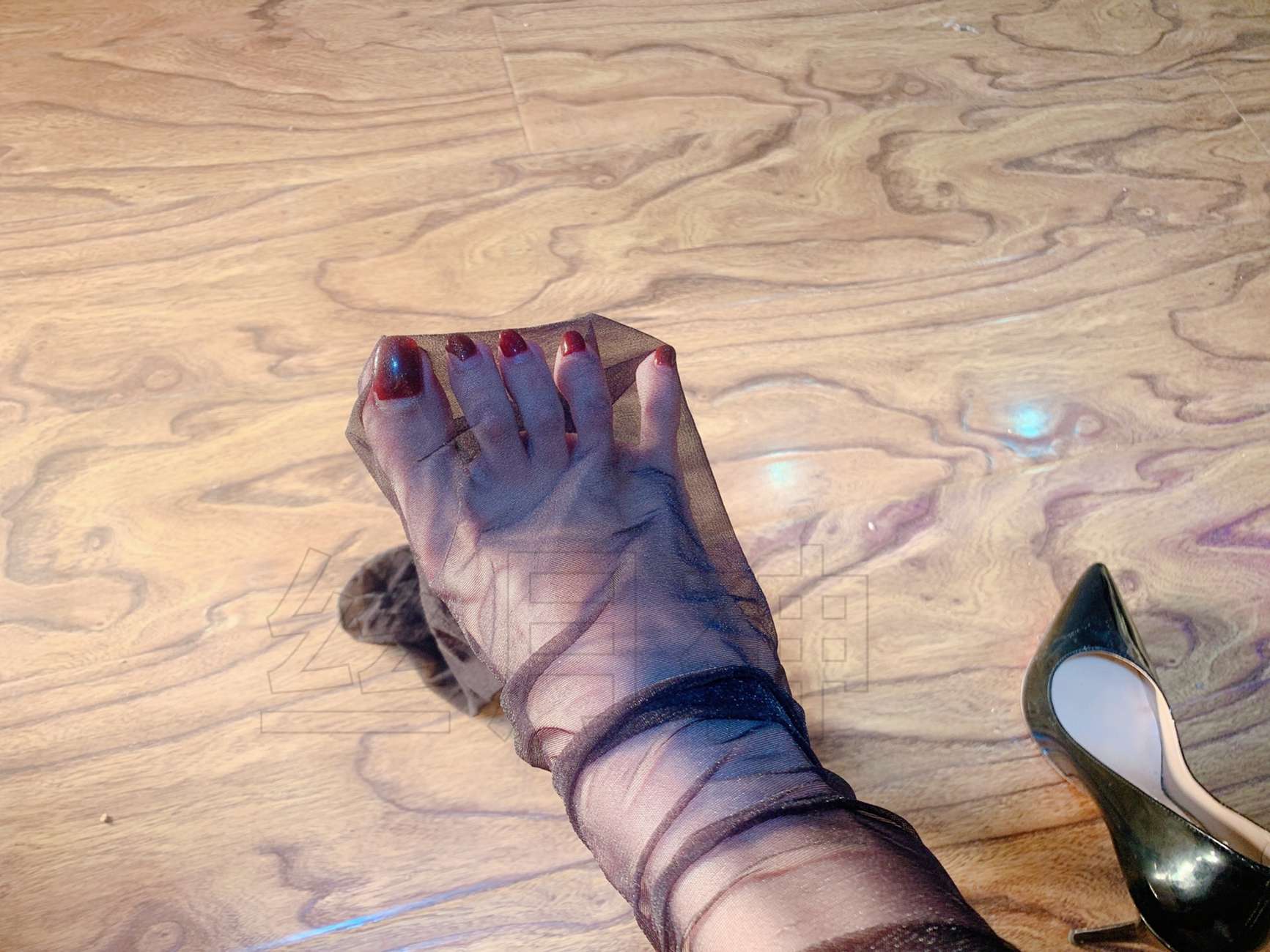 图片[16]-丝月神 015 黑色漆皮高跟黑丝足底[104P] – 速更版-美库