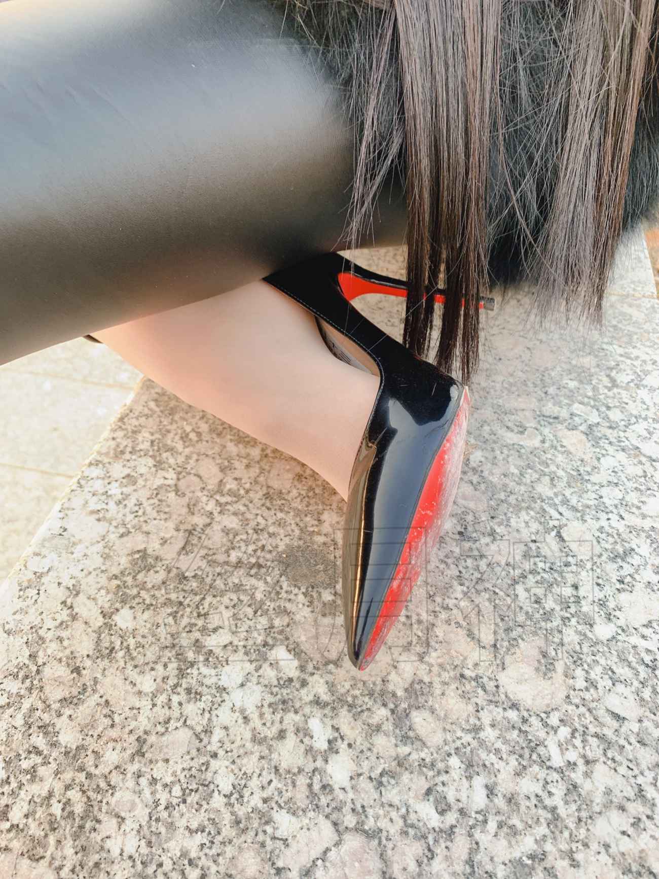 图片[14]-丝月神 016 外拍皮裤肉丝漆皮黑高跟[57P] – 速更版-美库