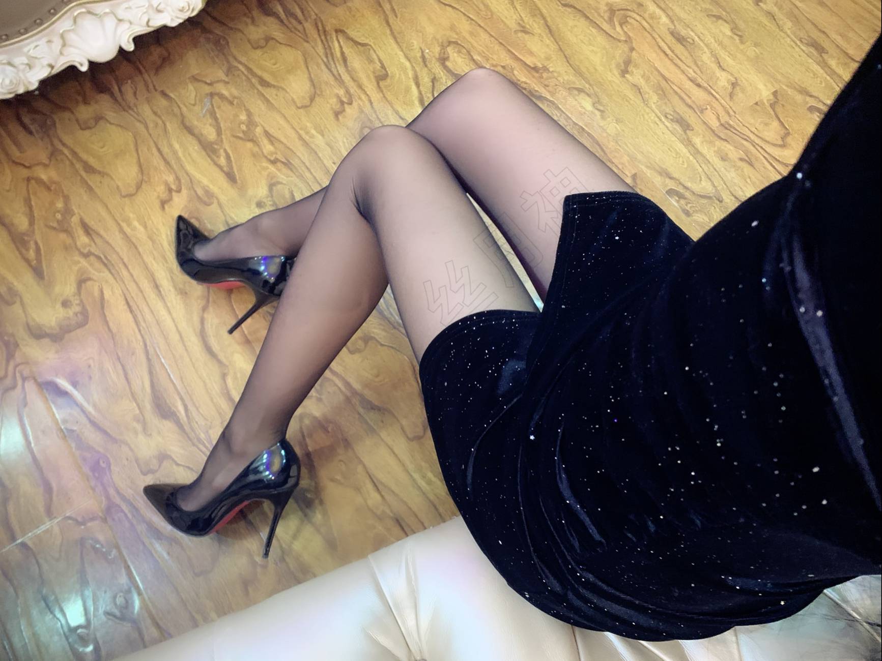 图片[93]-丝月神 015 黑色漆皮高跟黑丝足底[104P] – 速更版-美库