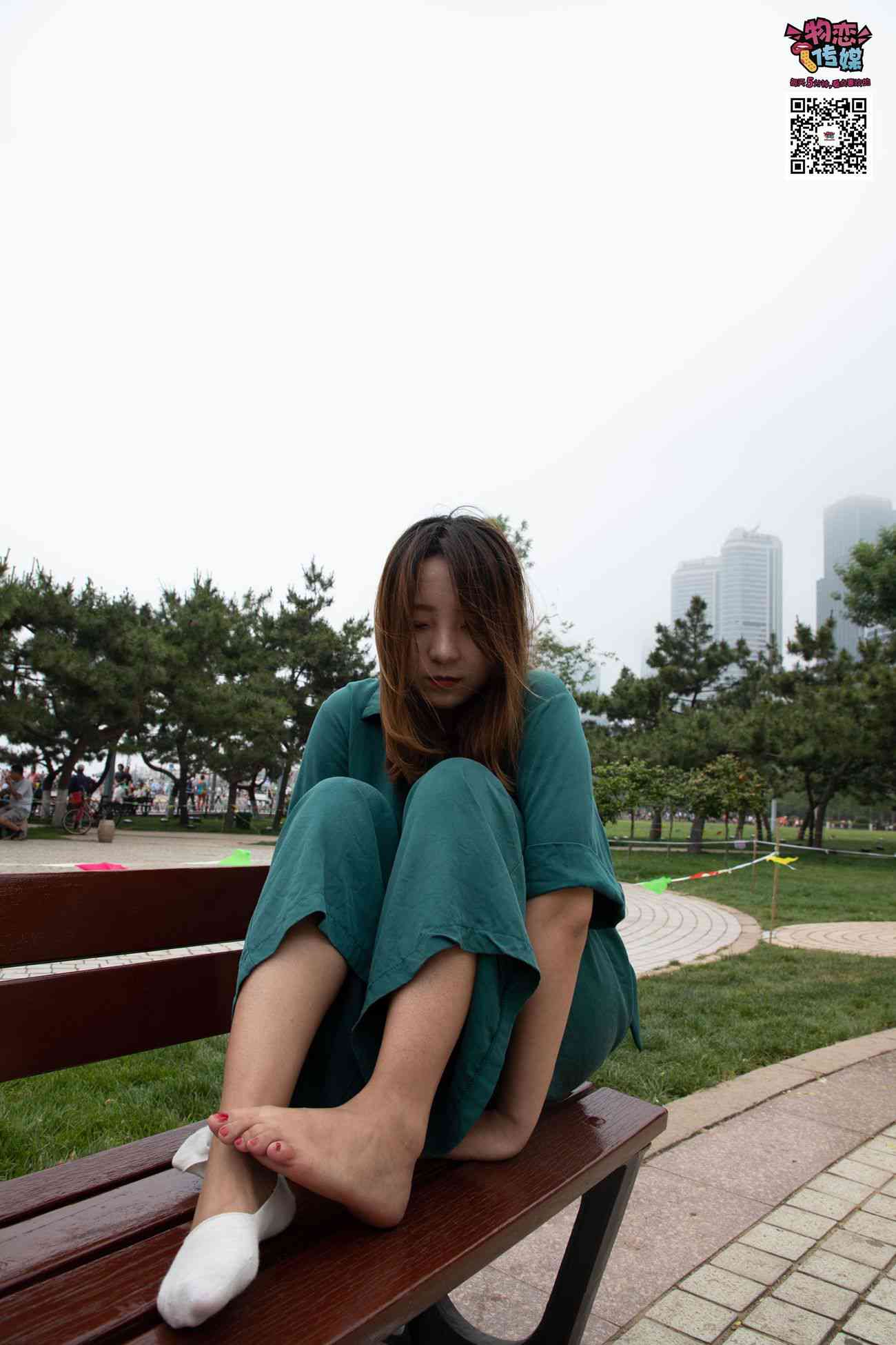 图片[13]-物恋传媒 No.019 地道的青岛小姐姐哦,白色板鞋搭配白色船袜 [99P] – 速更版-美库