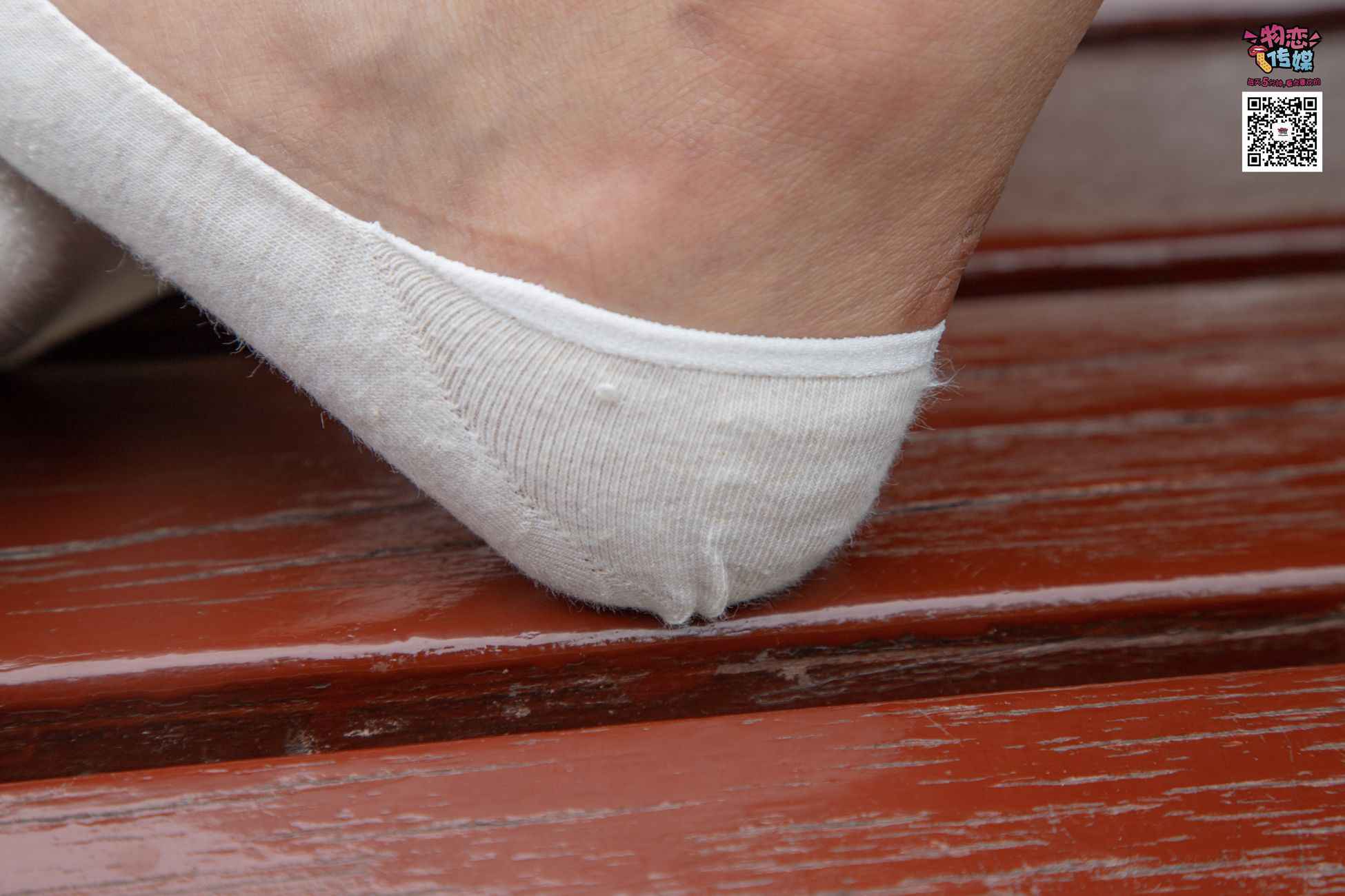 图片[26]-物恋传媒 No.019 地道的青岛小姐姐哦,白色板鞋搭配白色船袜 [99P] – 速更版-美库