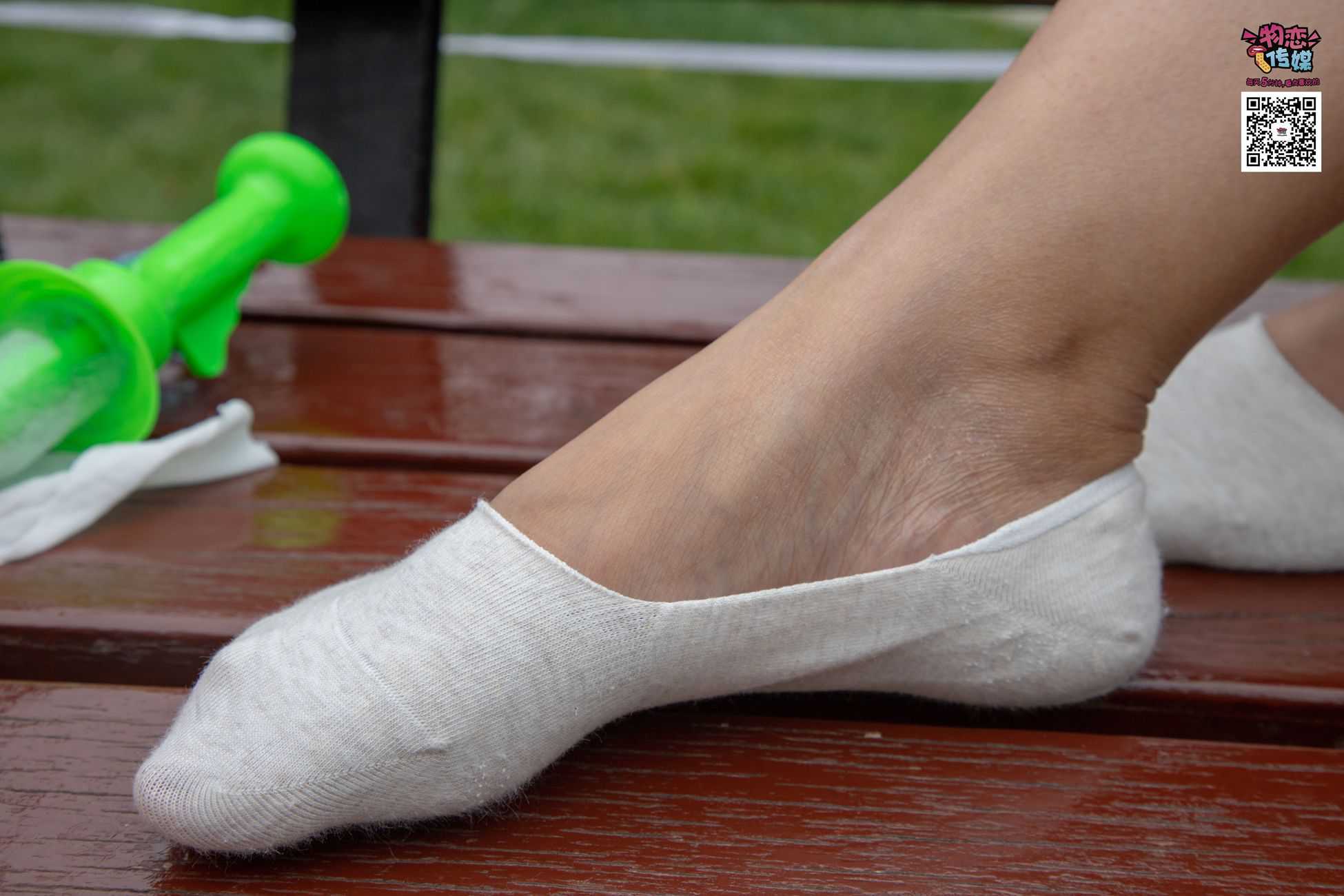 图片[27]-物恋传媒 No.019 地道的青岛小姐姐哦,白色板鞋搭配白色船袜 [99P] – 速更版-美库