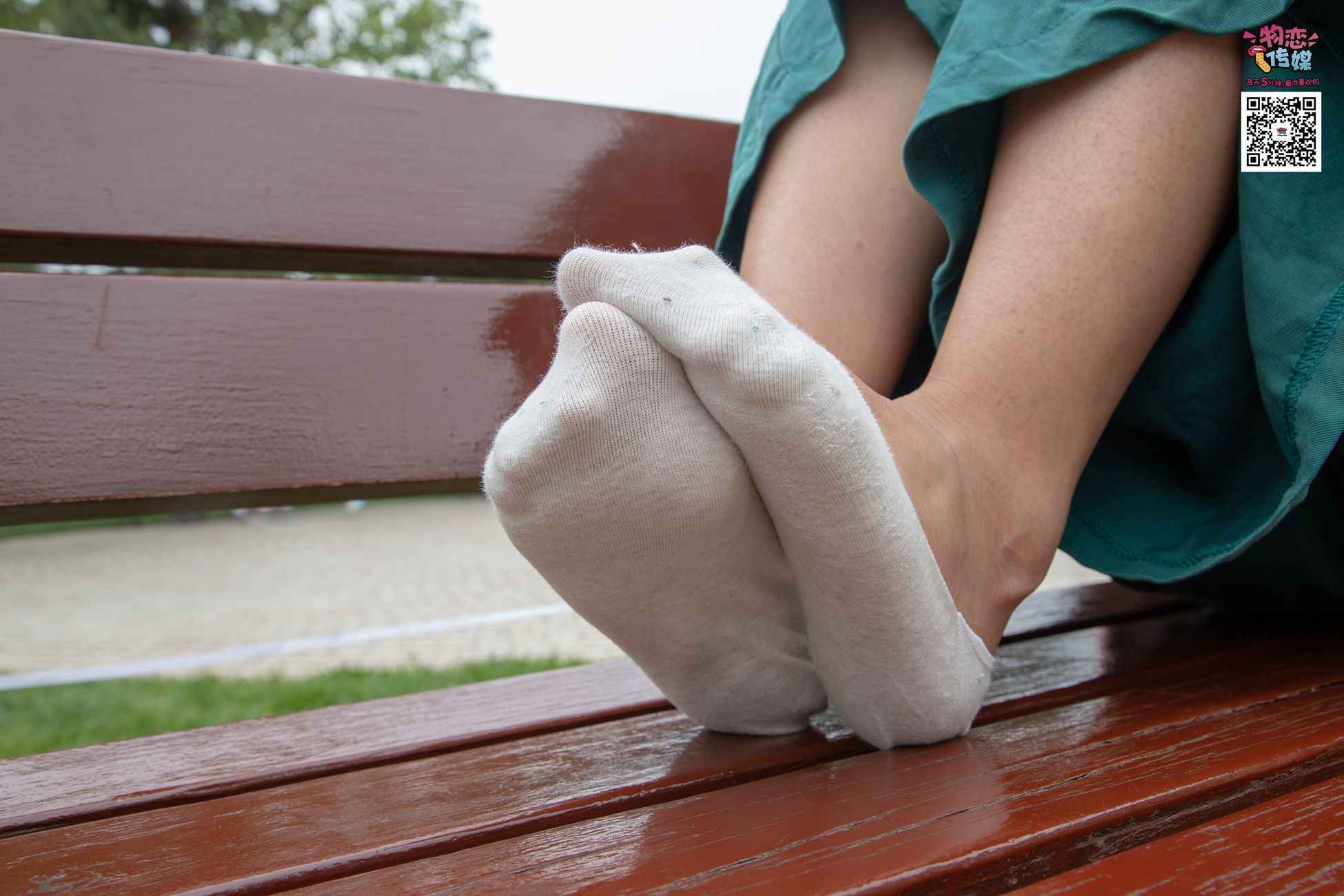 图片[33]-物恋传媒 No.019 地道的青岛小姐姐哦,白色板鞋搭配白色船袜 [99P] – 速更版-美库