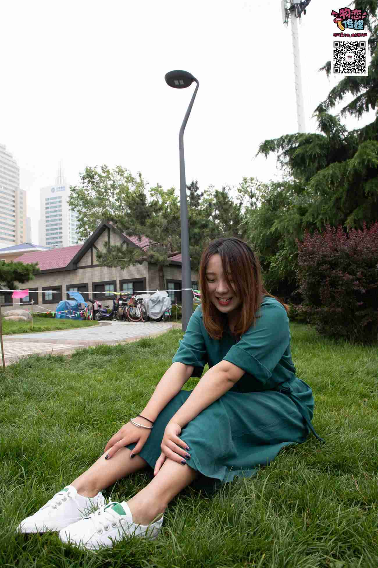 图片[50]-物恋传媒 No.019 地道的青岛小姐姐哦,白色板鞋搭配白色船袜 [99P] – 速更版-美库