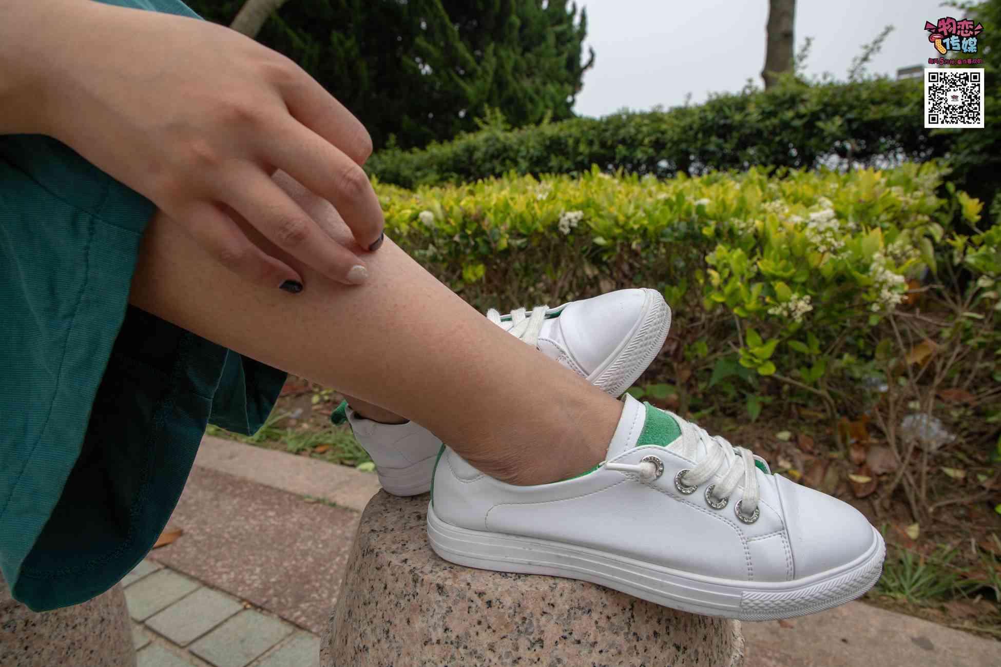 图片[56]-物恋传媒 No.019 地道的青岛小姐姐哦,白色板鞋搭配白色船袜 [99P] – 速更版-美库