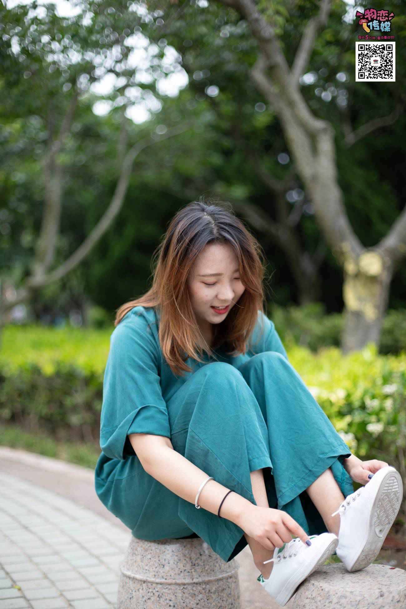 图片[74]-物恋传媒 No.019 地道的青岛小姐姐哦,白色板鞋搭配白色船袜 [99P] – 速更版-美库