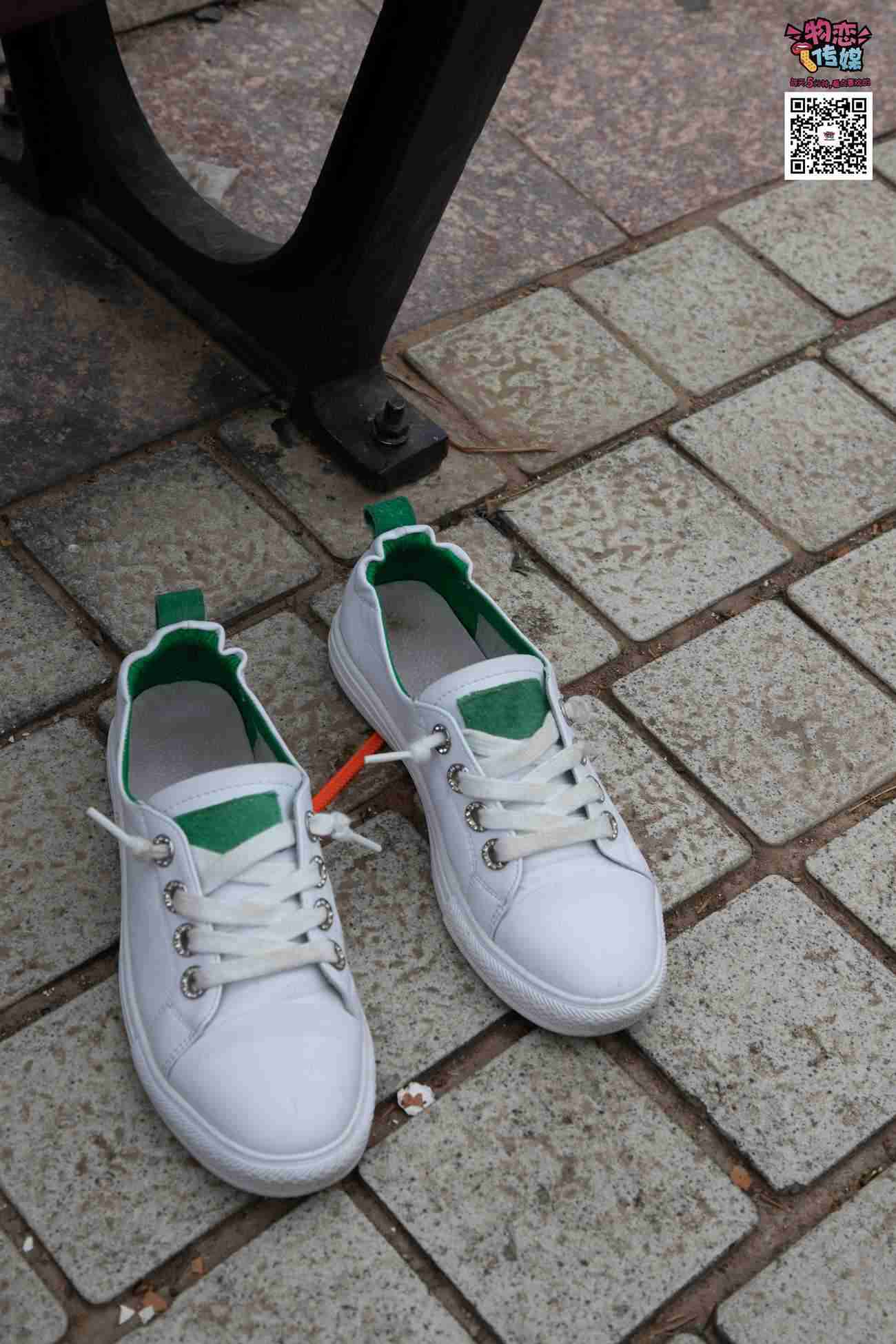 图片[83]-物恋传媒 No.019 地道的青岛小姐姐哦,白色板鞋搭配白色船袜 [99P] – 速更版-美库