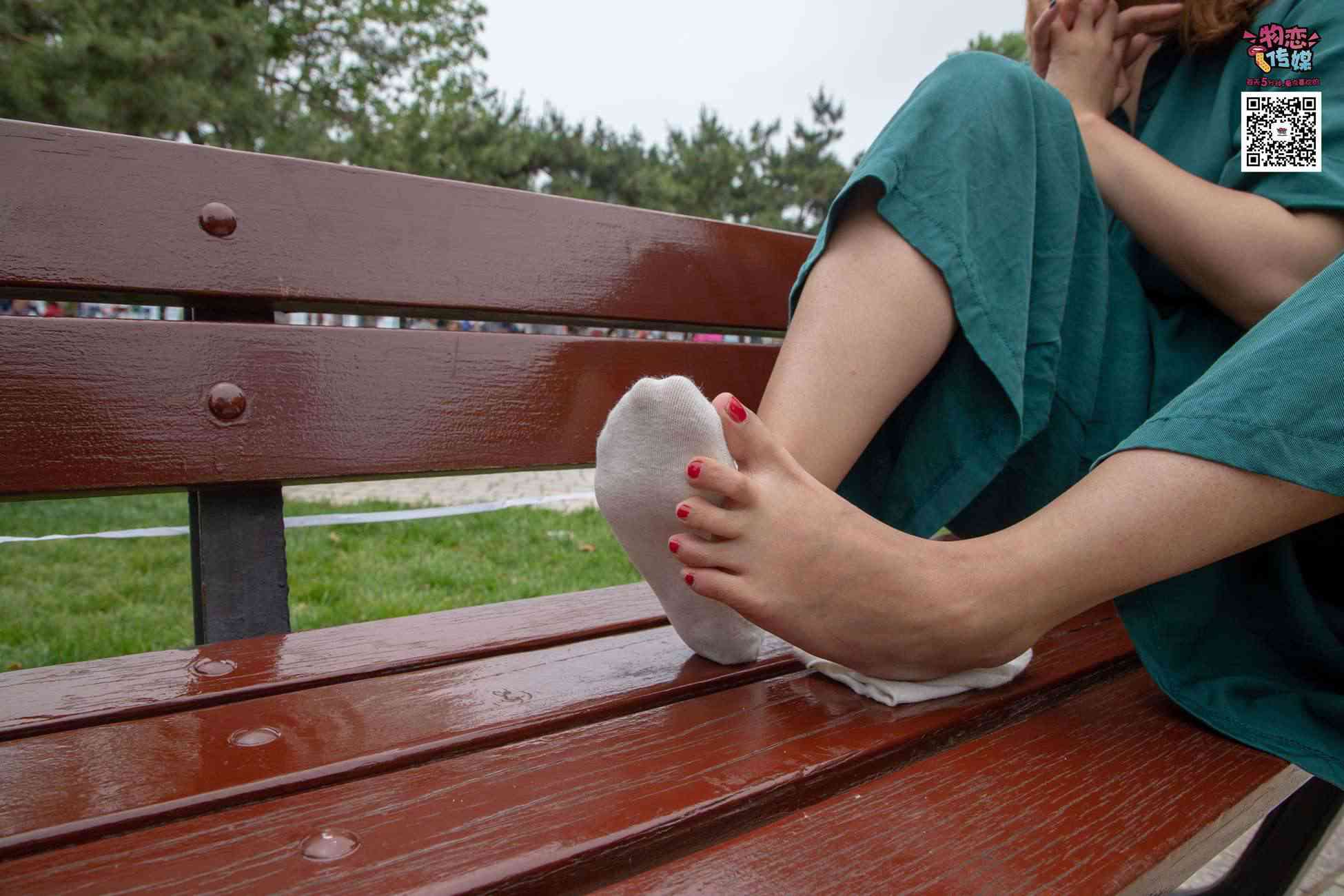 图片[98]-物恋传媒 No.019 地道的青岛小姐姐哦,白色板鞋搭配白色船袜 [99P] – 速更版-美库