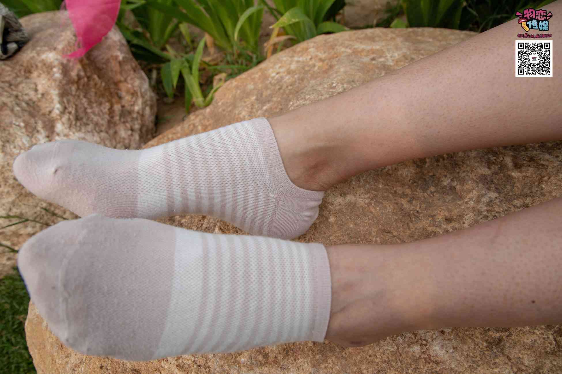图片[14]-物恋传媒 No.021 夏日么么茶,清新棉袜配黑色帆布鞋 [223P] – 速更版-美库