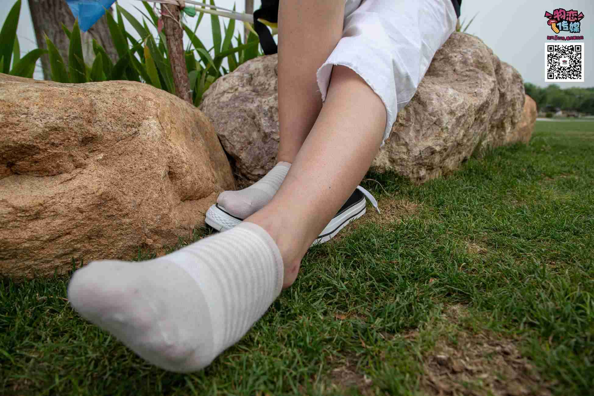 图片[65]-物恋传媒 No.021 夏日么么茶,清新棉袜配黑色帆布鞋 [223P] – 速更版-美库