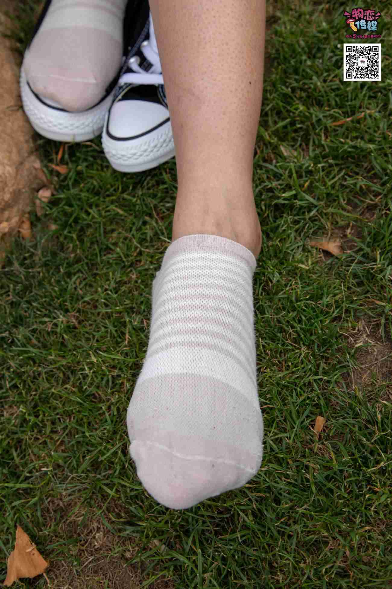图片[68]-物恋传媒 No.021 夏日么么茶,清新棉袜配黑色帆布鞋 [223P] – 速更版-美库