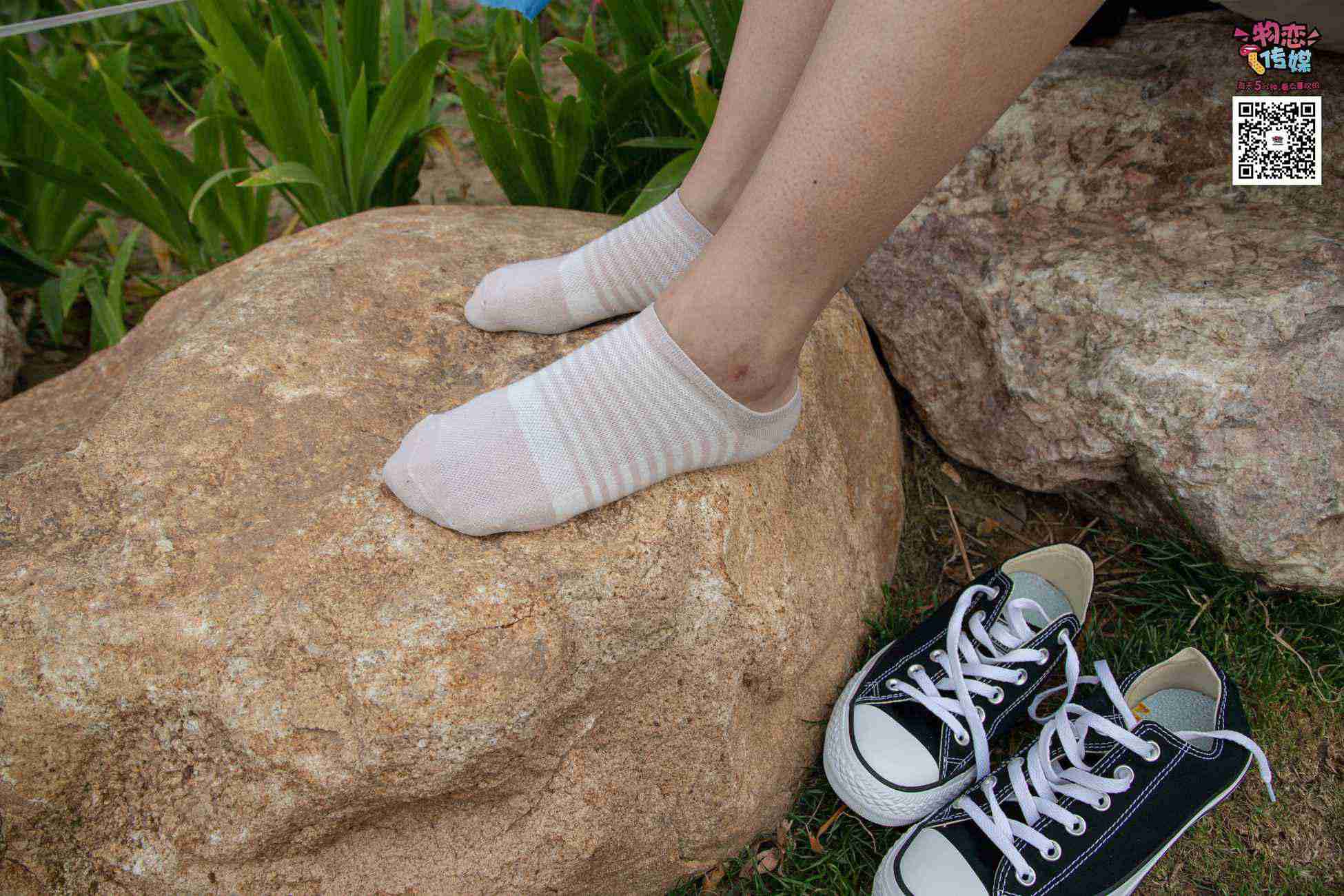 图片[74]-物恋传媒 No.021 夏日么么茶,清新棉袜配黑色帆布鞋 [223P] – 速更版-美库