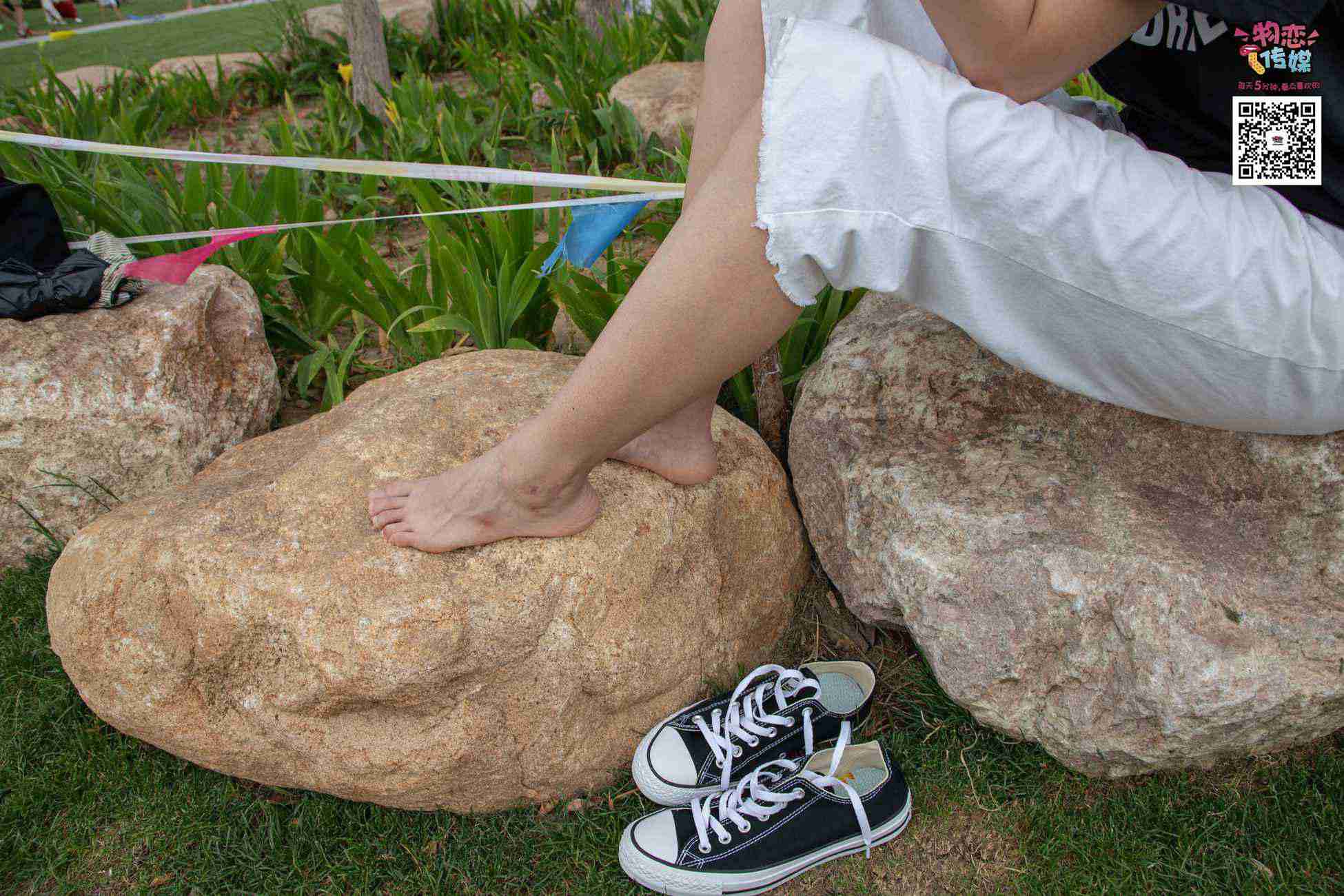 图片[78]-物恋传媒 No.021 夏日么么茶,清新棉袜配黑色帆布鞋 [223P] – 速更版-美库