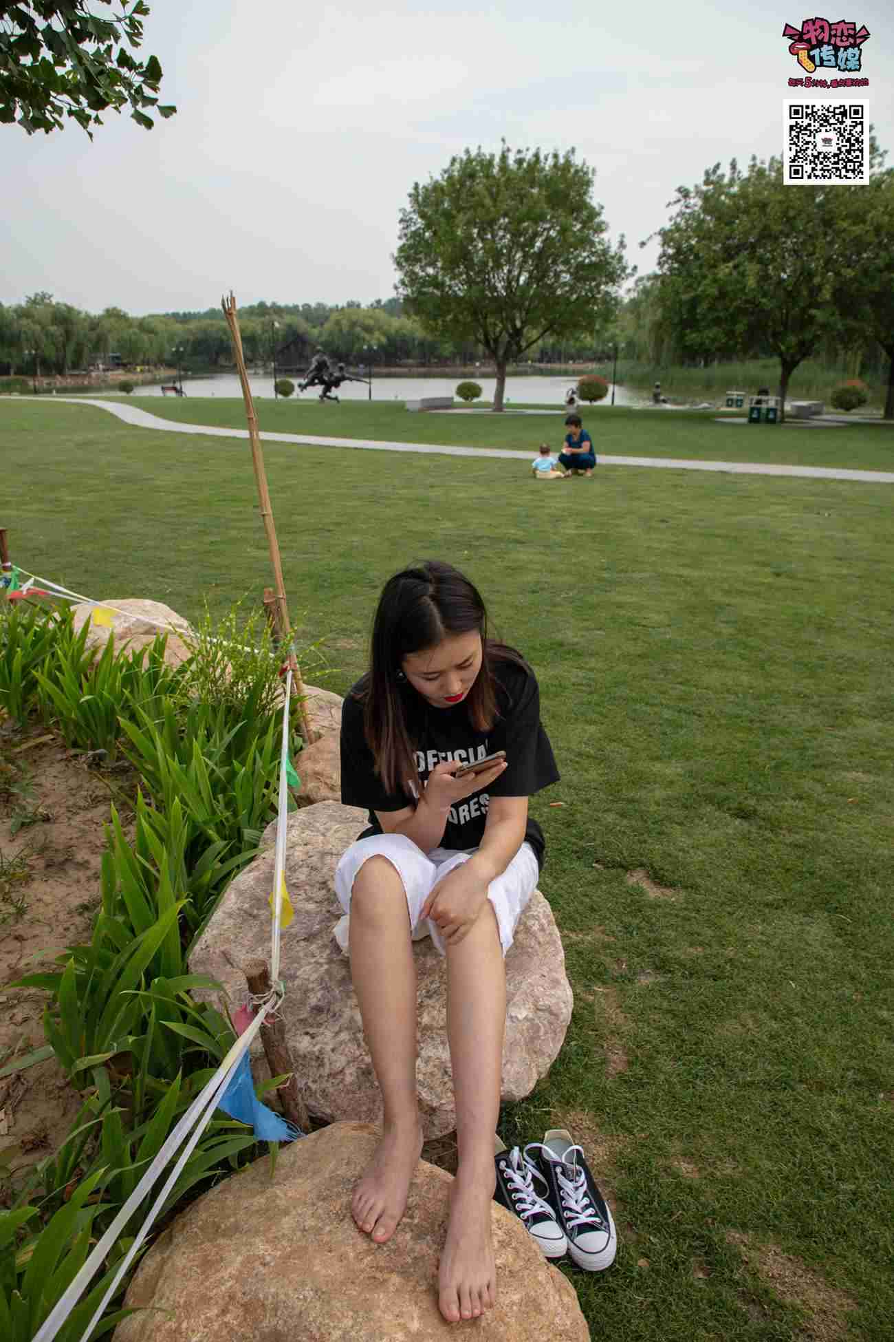 图片[83]-物恋传媒 No.021 夏日么么茶,清新棉袜配黑色帆布鞋 [223P] – 速更版-美库