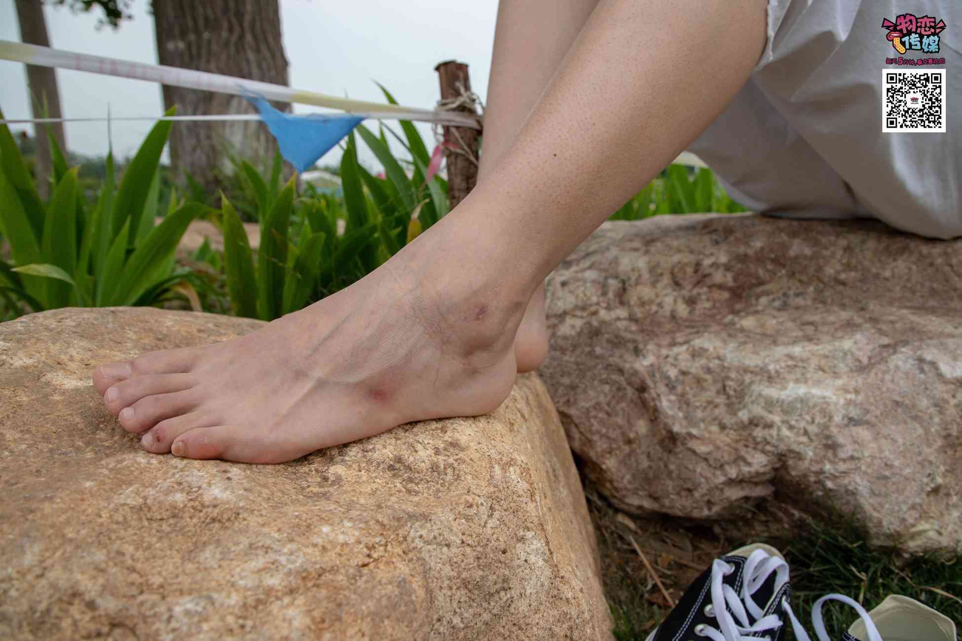图片[91]-物恋传媒 No.021 夏日么么茶,清新棉袜配黑色帆布鞋 [223P] – 速更版-美库