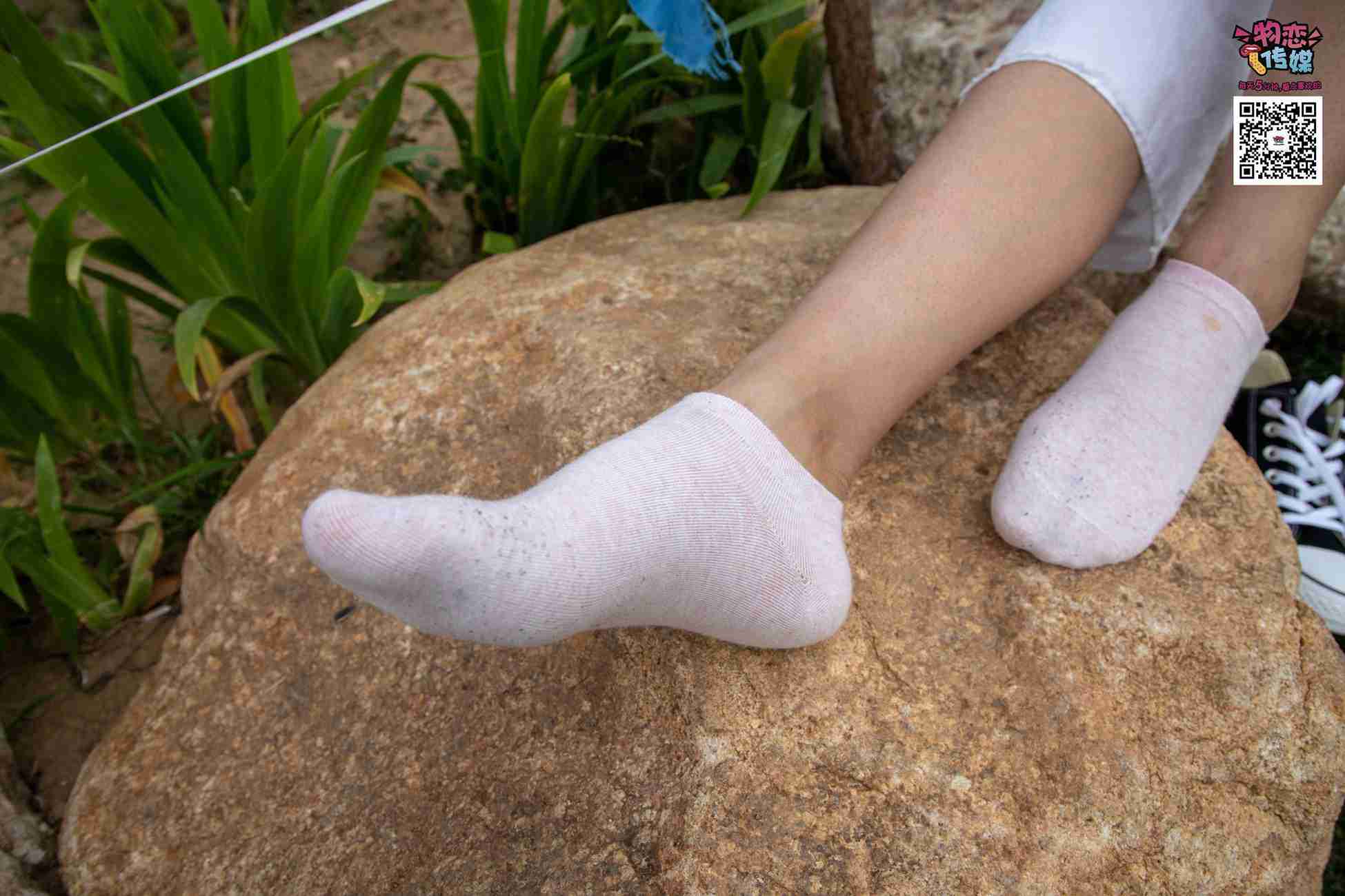 图片[106]-物恋传媒 No.021 夏日么么茶,清新棉袜配黑色帆布鞋 [223P] – 速更版-美库