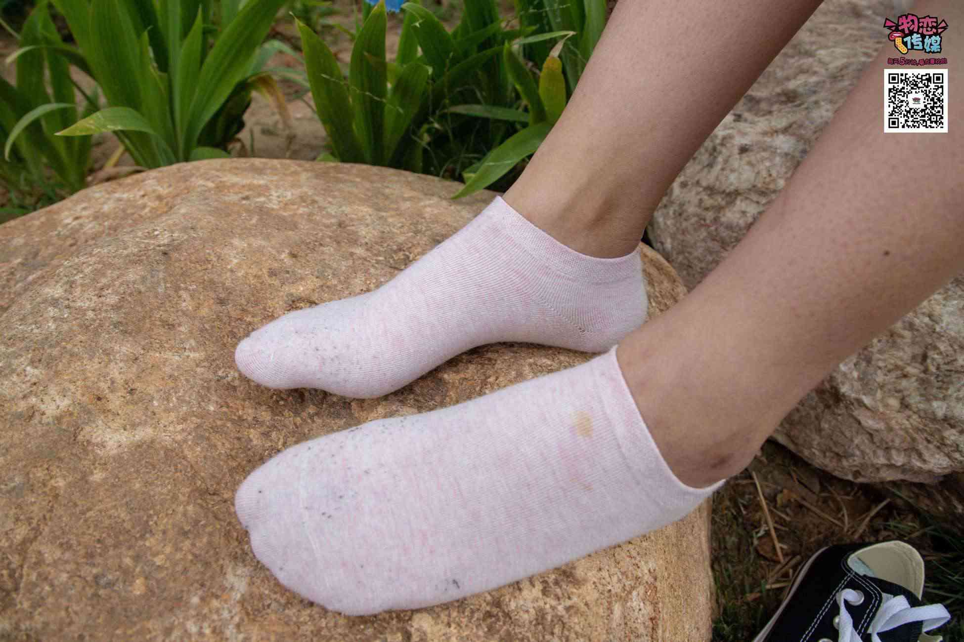 图片[119]-物恋传媒 No.021 夏日么么茶,清新棉袜配黑色帆布鞋 [223P] – 速更版-美库