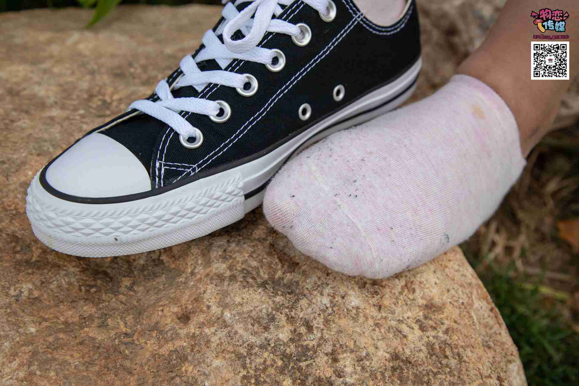 图片[122]-物恋传媒 No.021 夏日么么茶,清新棉袜配黑色帆布鞋 [223P] – 速更版-美库