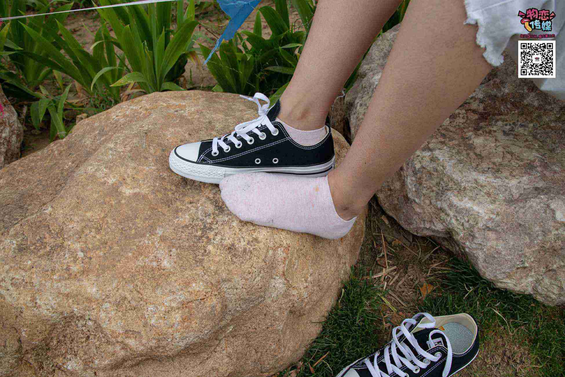 图片[125]-物恋传媒 No.021 夏日么么茶,清新棉袜配黑色帆布鞋 [223P] – 速更版-美库
