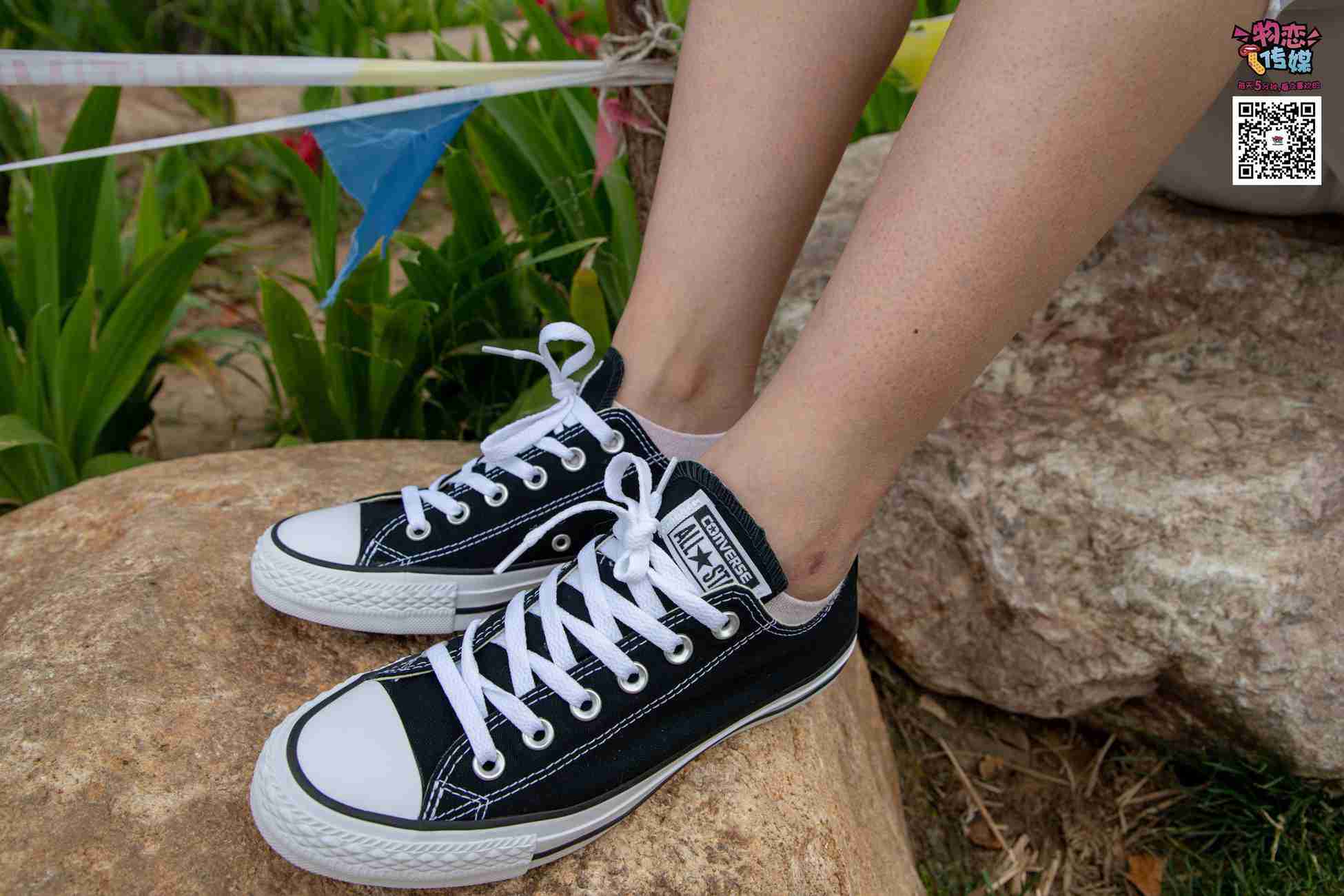图片[134]-物恋传媒 No.021 夏日么么茶,清新棉袜配黑色帆布鞋 [223P] – 速更版-美库