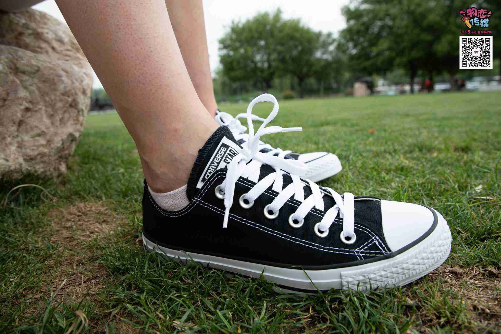 图片[137]-物恋传媒 No.021 夏日么么茶,清新棉袜配黑色帆布鞋 [223P] – 速更版-美库