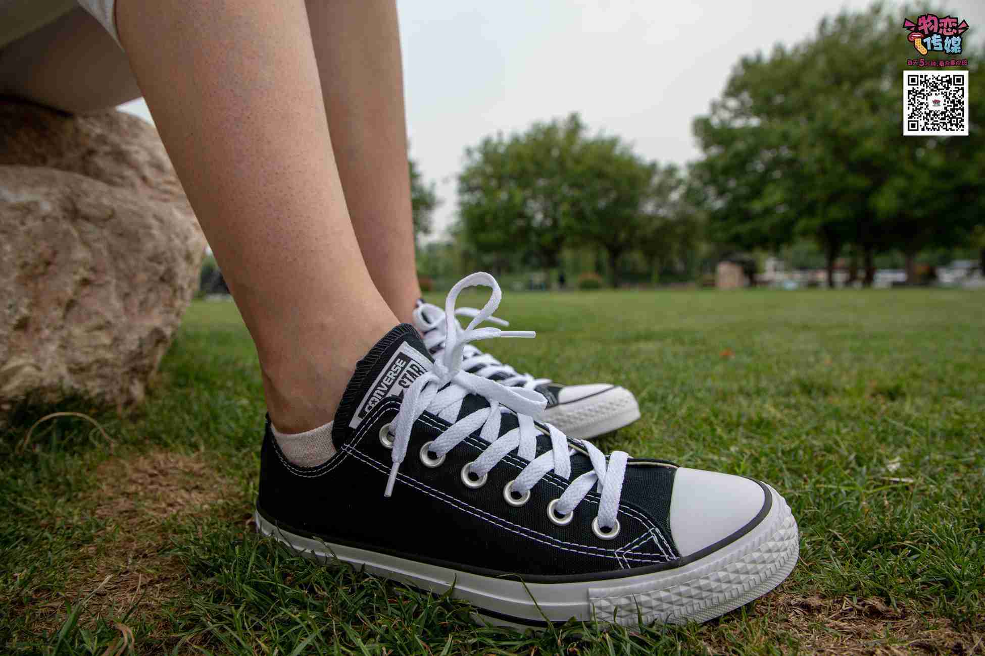图片[142]-物恋传媒 No.021 夏日么么茶,清新棉袜配黑色帆布鞋 [223P] – 速更版-美库