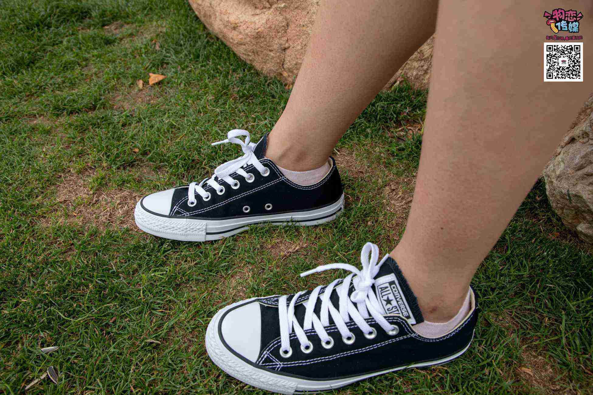 图片[155]-物恋传媒 No.021 夏日么么茶,清新棉袜配黑色帆布鞋 [223P] – 速更版-美库