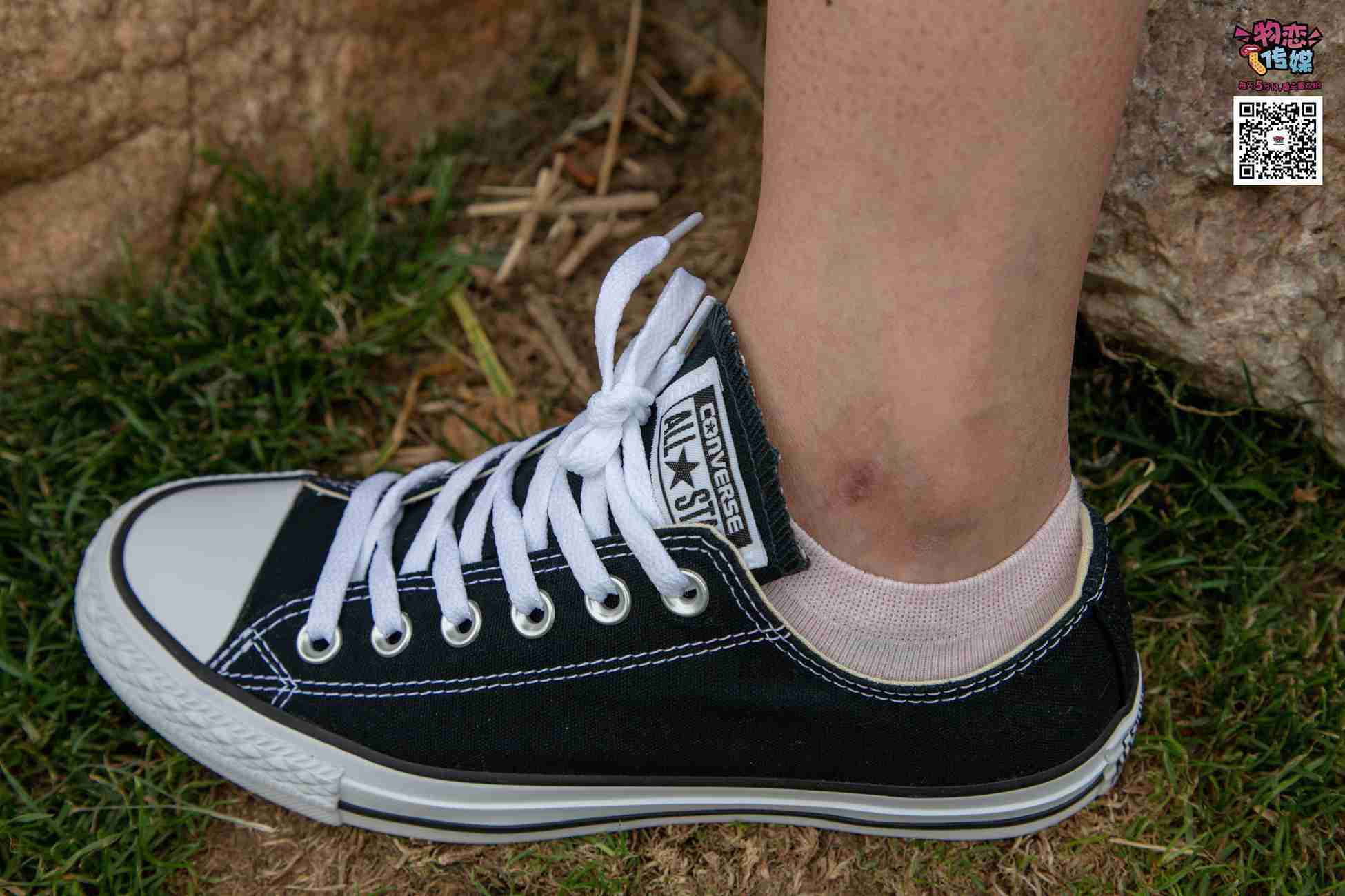 图片[162]-物恋传媒 No.021 夏日么么茶,清新棉袜配黑色帆布鞋 [223P] – 速更版-美库