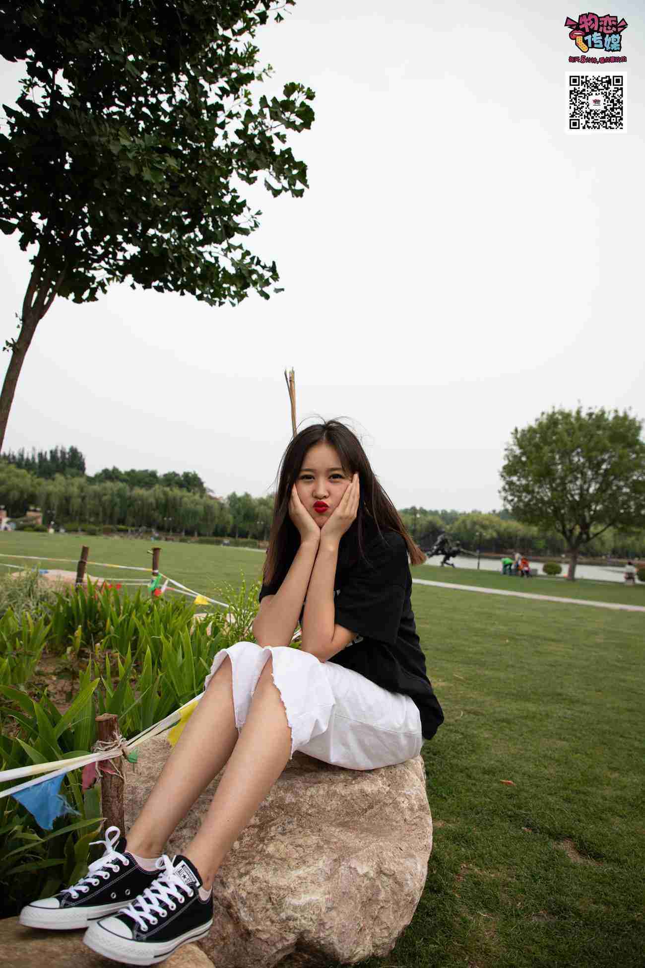 图片[175]-物恋传媒 No.021 夏日么么茶,清新棉袜配黑色帆布鞋 [223P] – 速更版-美库