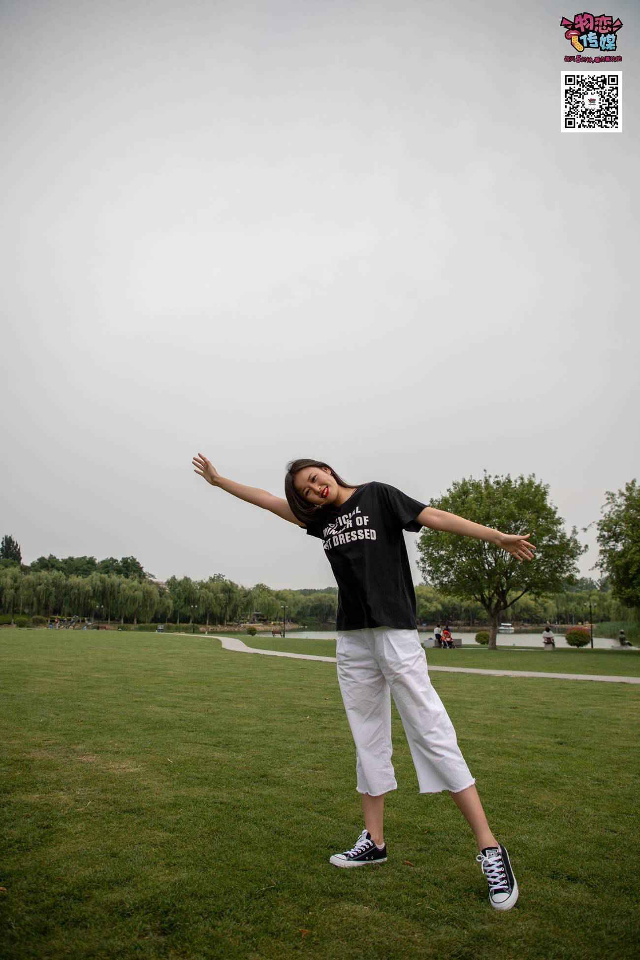 图片[187]-物恋传媒 No.021 夏日么么茶,清新棉袜配黑色帆布鞋 [223P] – 速更版-美库