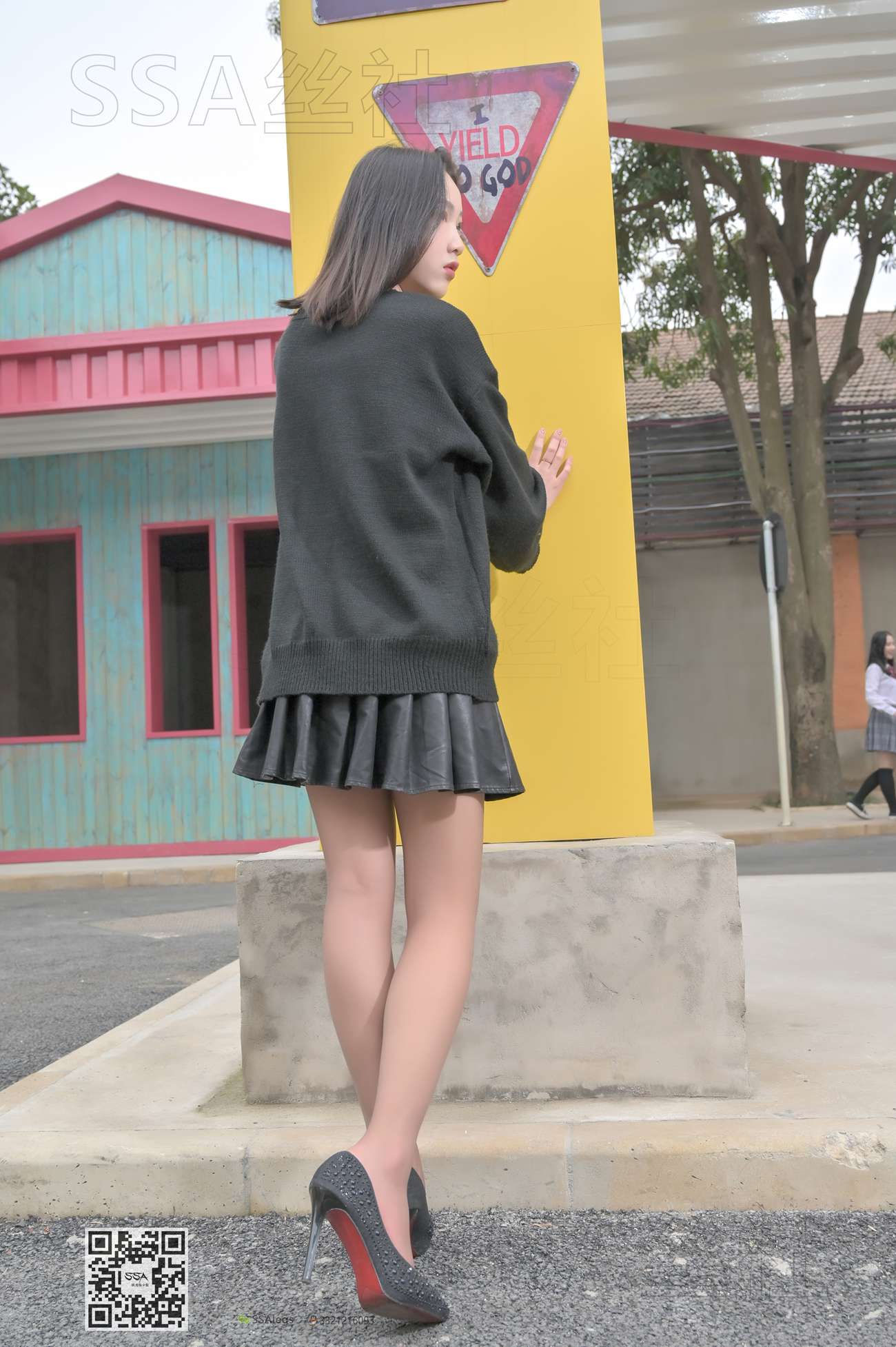 图片[17]-[SSA丝社]超清写真 NO.095 大大 腿模大大街拍[133P] – 速更版-美库