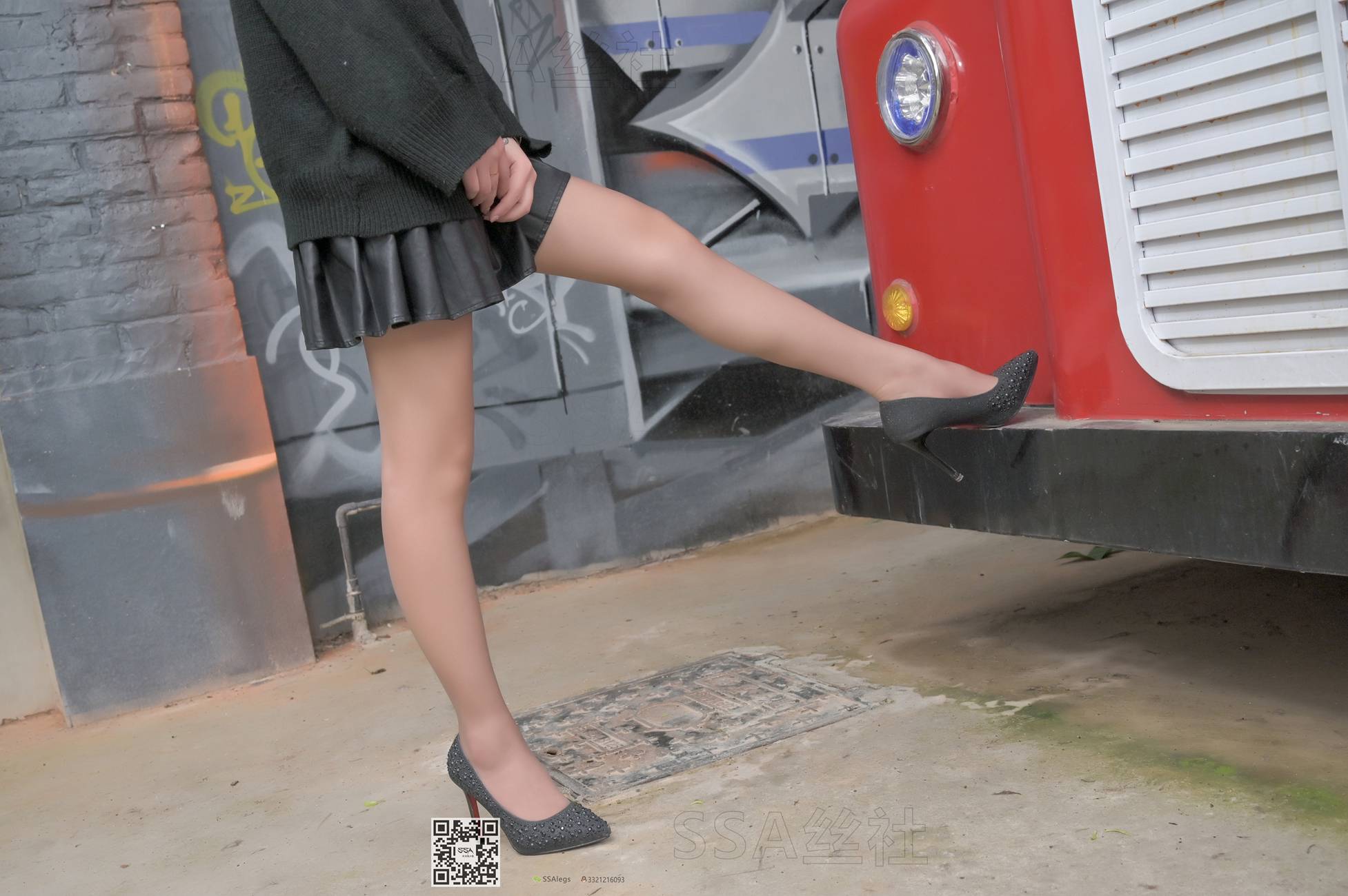 图片[100]-[SSA丝社]超清写真 NO.095 大大 腿模大大街拍[133P] – 速更版-美库