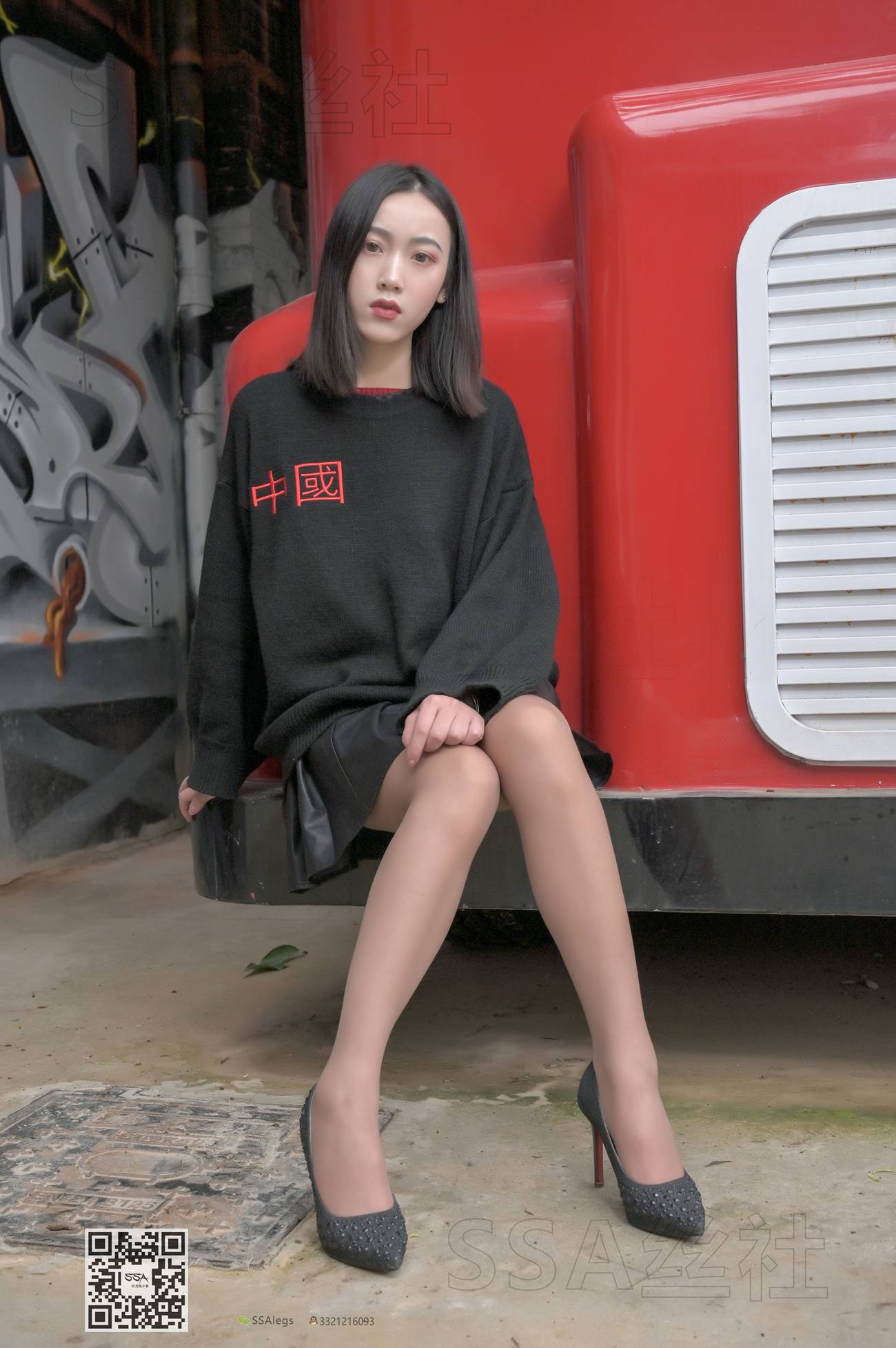 图片[106]-[SSA丝社]超清写真 NO.095 大大 腿模大大街拍[133P] – 速更版-美库