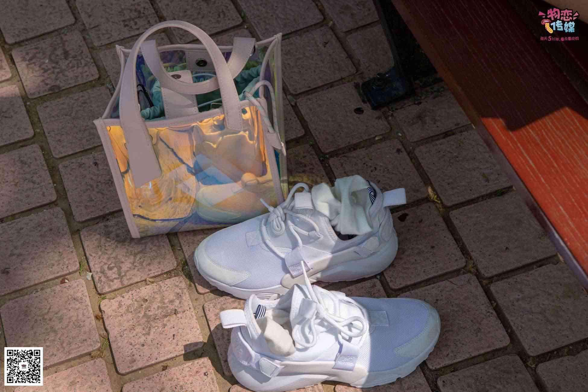 图片[25]-[物恋传媒] NO.022 美,从未如此简单.白色复古跑鞋搭配短筒白棉袜和船袜 [274P] – 速更版-美库