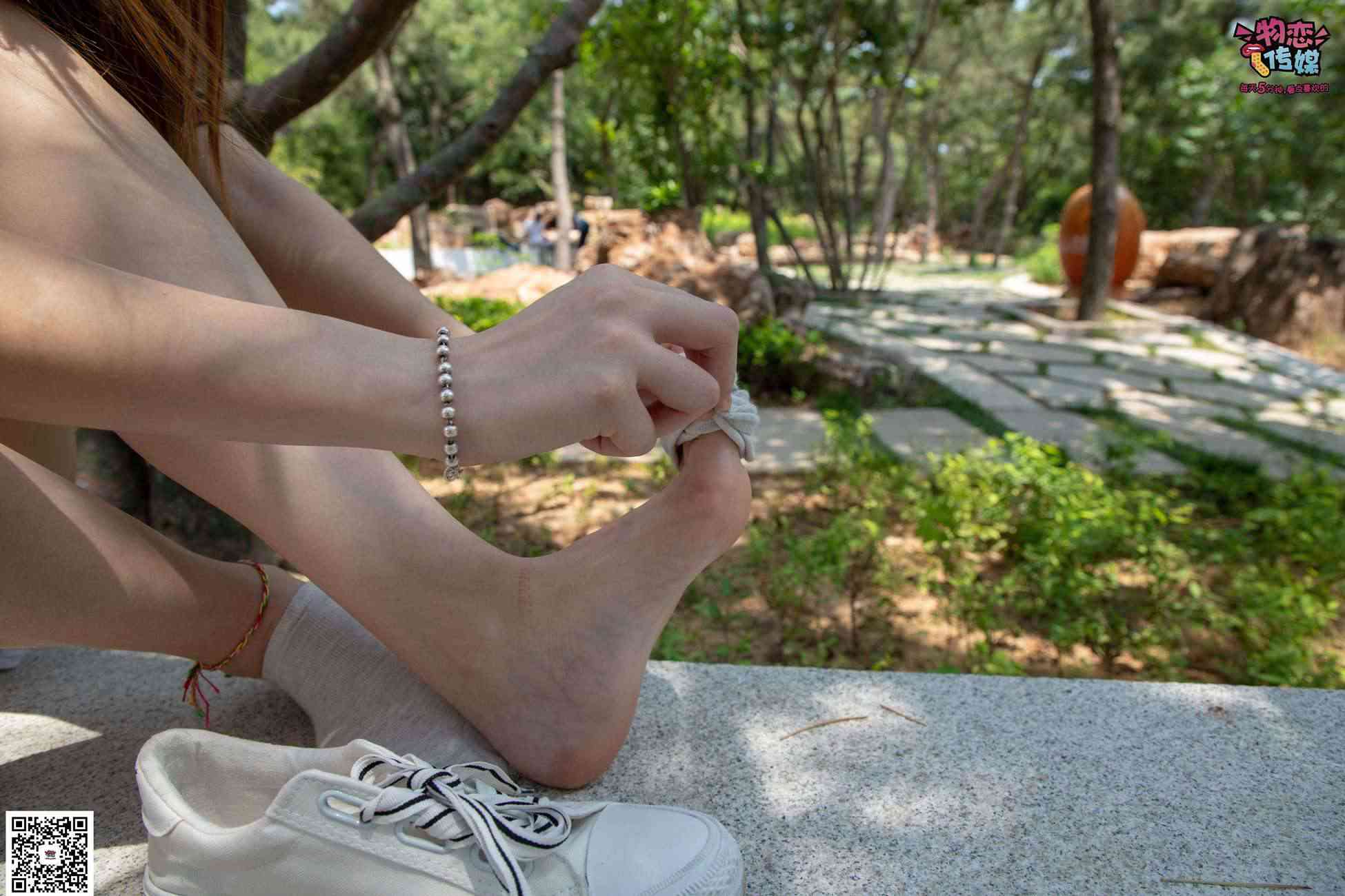 图片[61]-物恋传媒 No.023 腿长即正义！清纯长腿小姐姐帆布鞋配短棉袜 [235P] – 速更版-美库