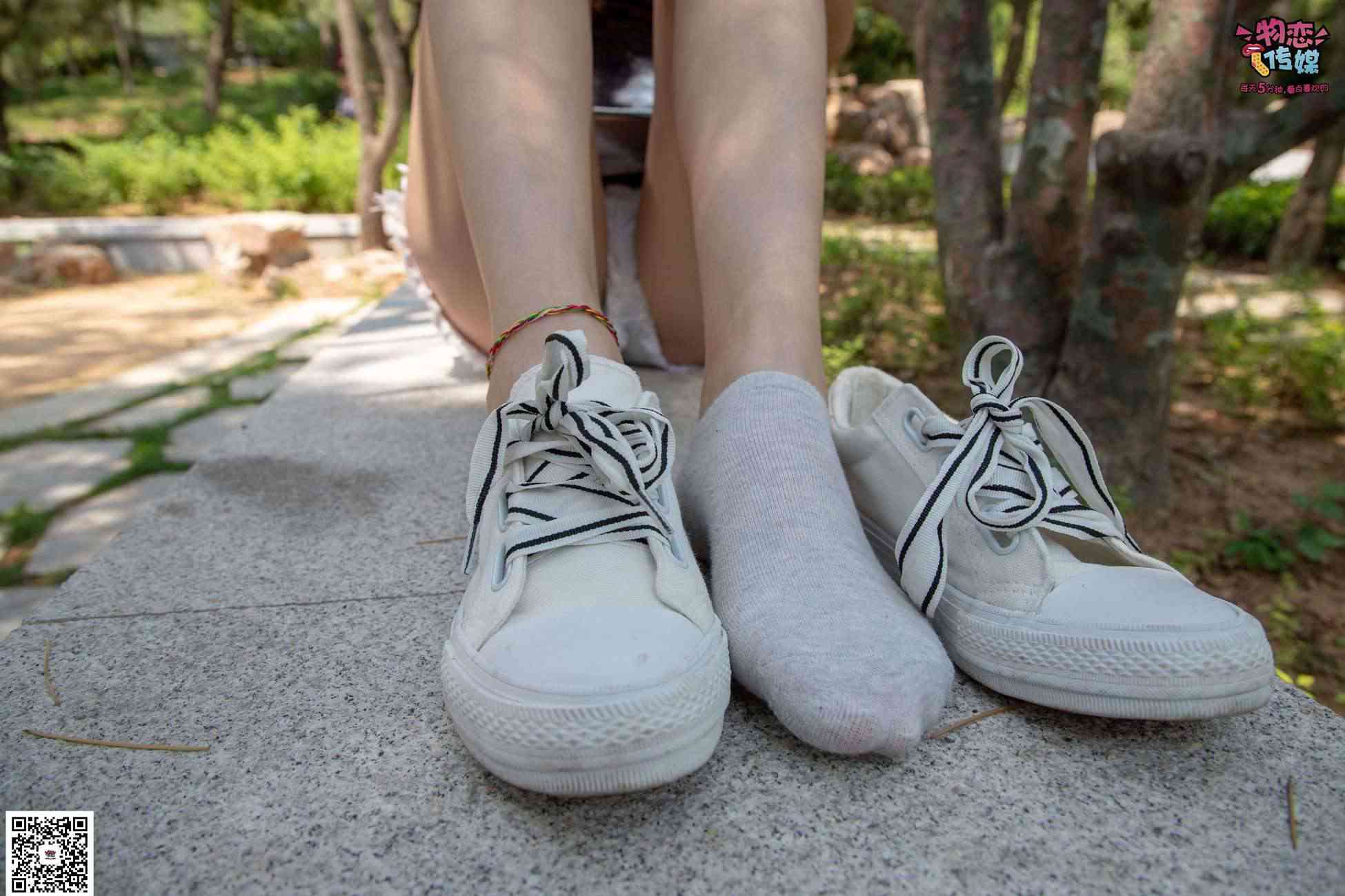 图片[136]-物恋传媒 No.023 腿长即正义！清纯长腿小姐姐帆布鞋配短棉袜 [235P] – 速更版-美库
