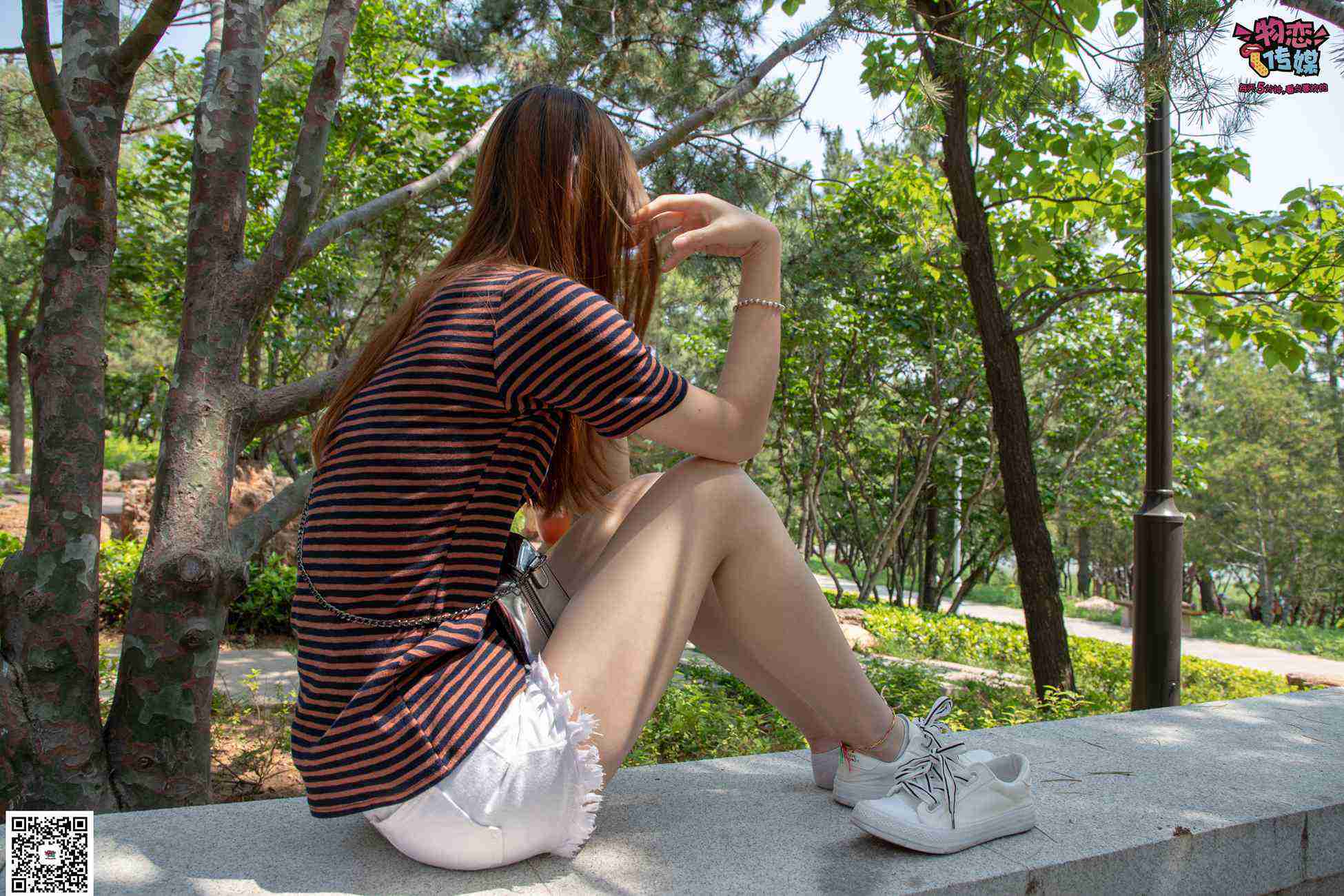 图片[138]-物恋传媒 No.023 腿长即正义！清纯长腿小姐姐帆布鞋配短棉袜 [235P] – 速更版-美库