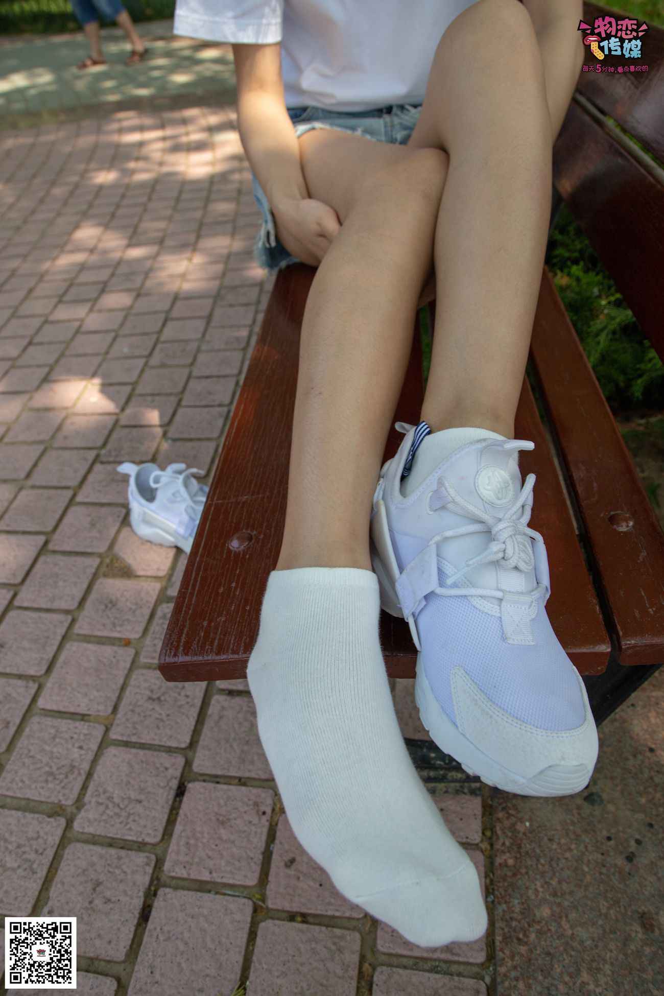 图片[161]-[物恋传媒] NO.022 美,从未如此简单.白色复古跑鞋搭配短筒白棉袜和船袜 [274P] – 速更版-美库