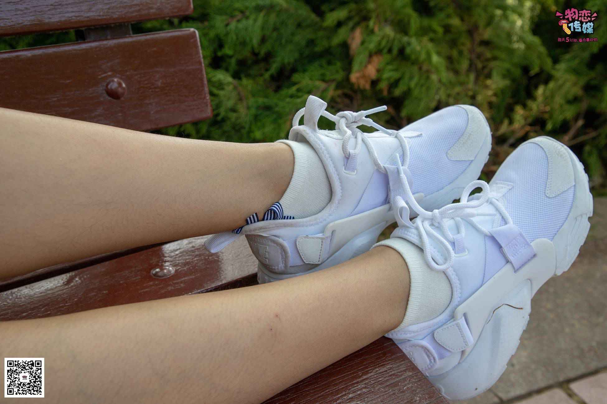图片[170]-[物恋传媒] NO.022 美,从未如此简单.白色复古跑鞋搭配短筒白棉袜和船袜 [274P] – 速更版-美库