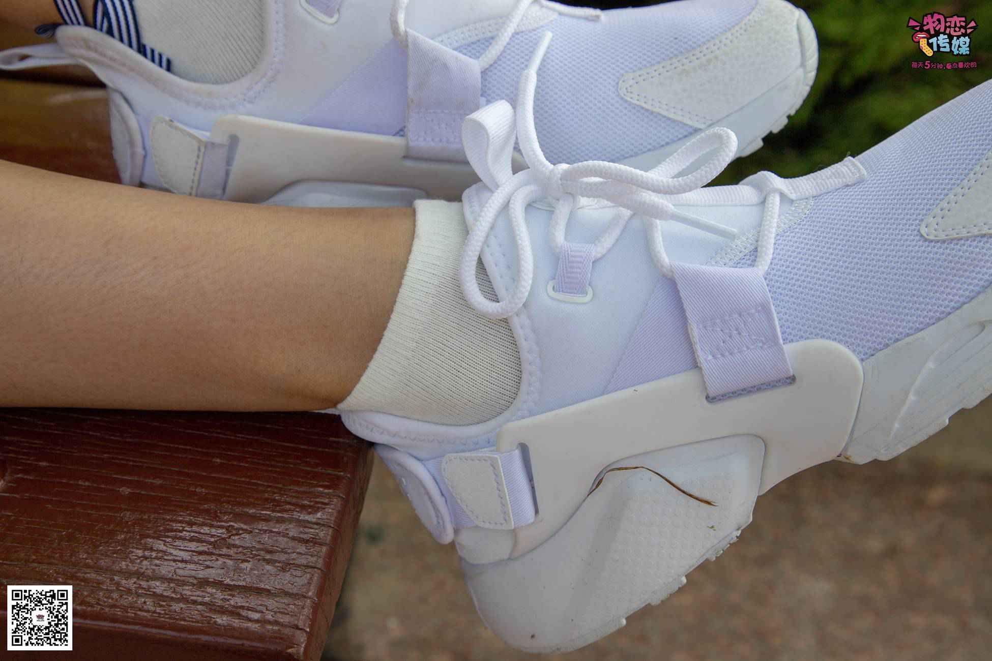 图片[175]-[物恋传媒] NO.022 美,从未如此简单.白色复古跑鞋搭配短筒白棉袜和船袜 [274P] – 速更版-美库