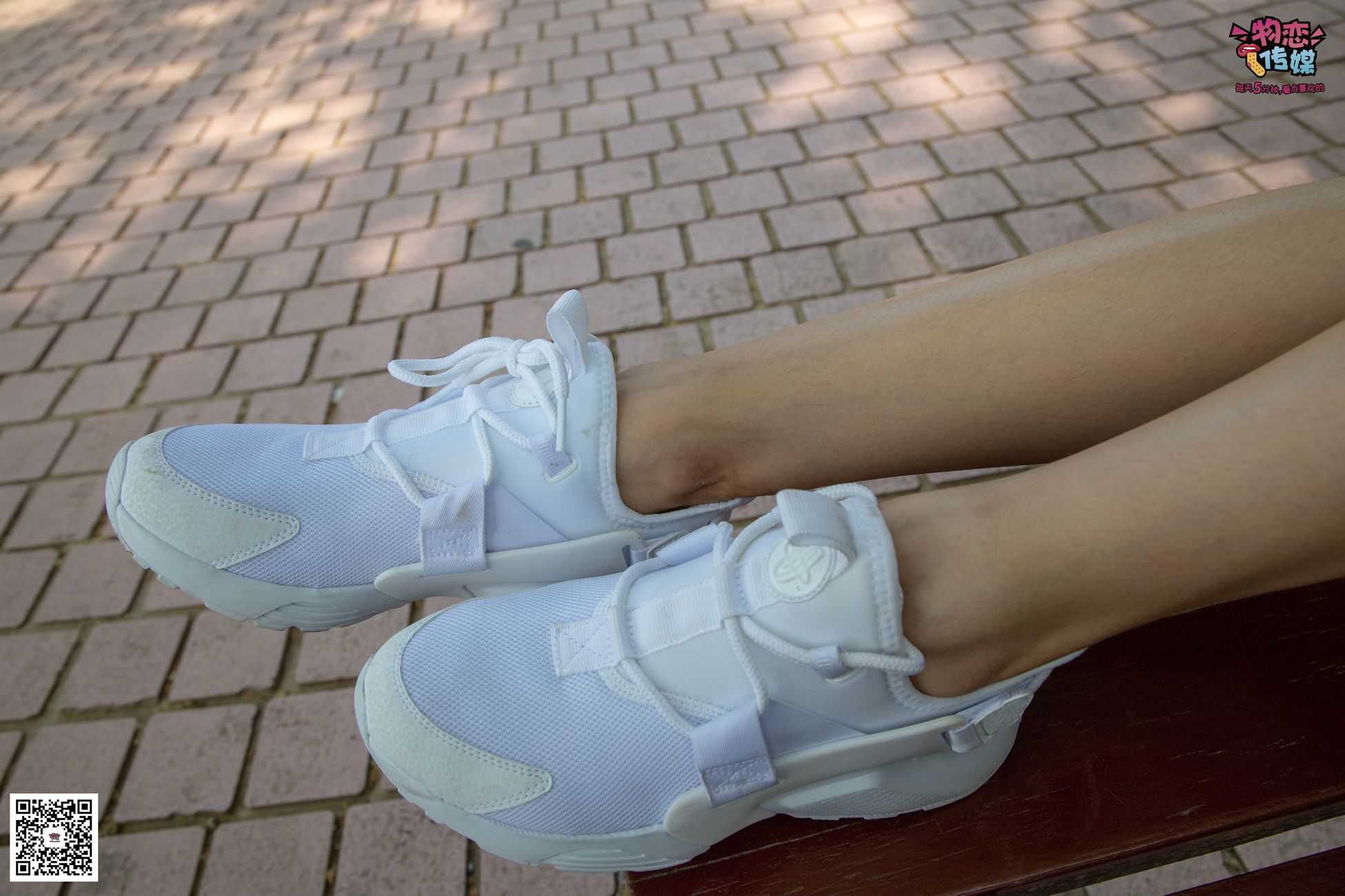 图片[186]-[物恋传媒] NO.022 美,从未如此简单.白色复古跑鞋搭配短筒白棉袜和船袜 [274P] – 速更版-美库